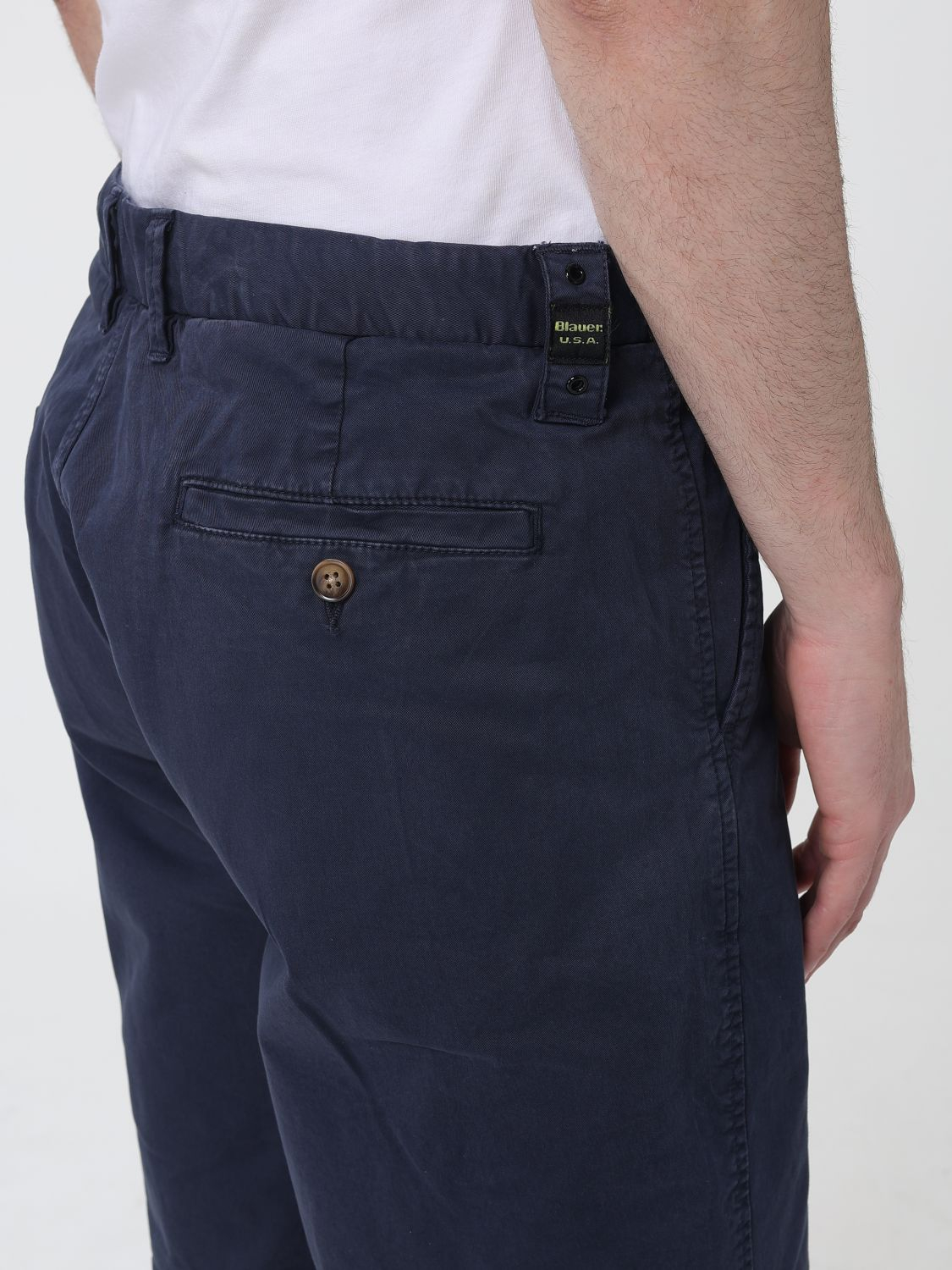 [BLAUER] Shorts SS26 BLUP02001007493 888