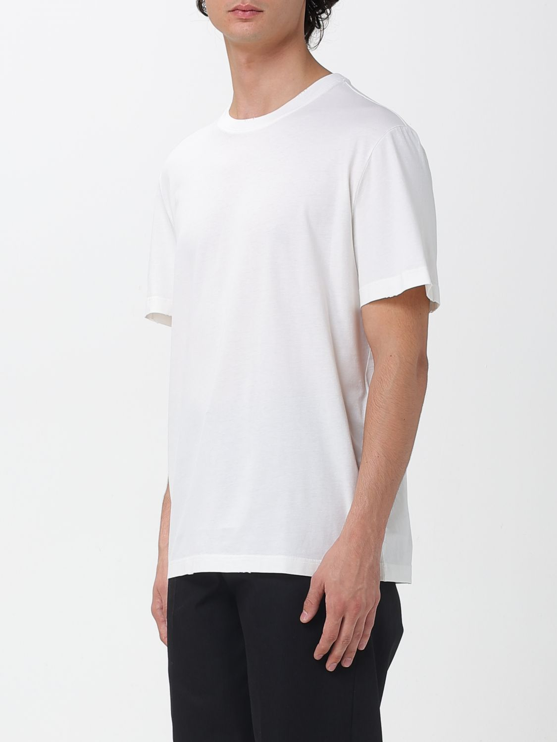 [Golden Goose] T-shirts Short Sleeve SS26 GMP01220P00063810363