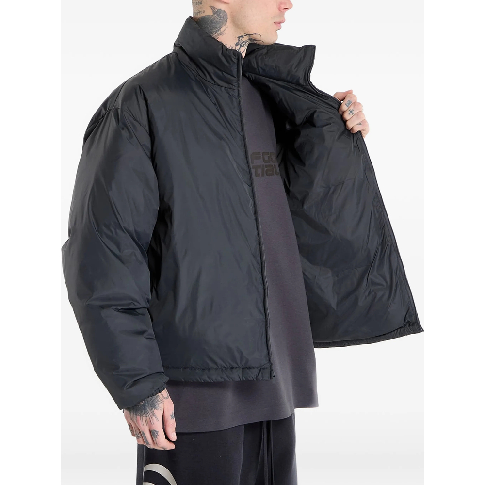 [Fear Of God Essentials] Down Jacket SS26 202HO258151F  IRGRE