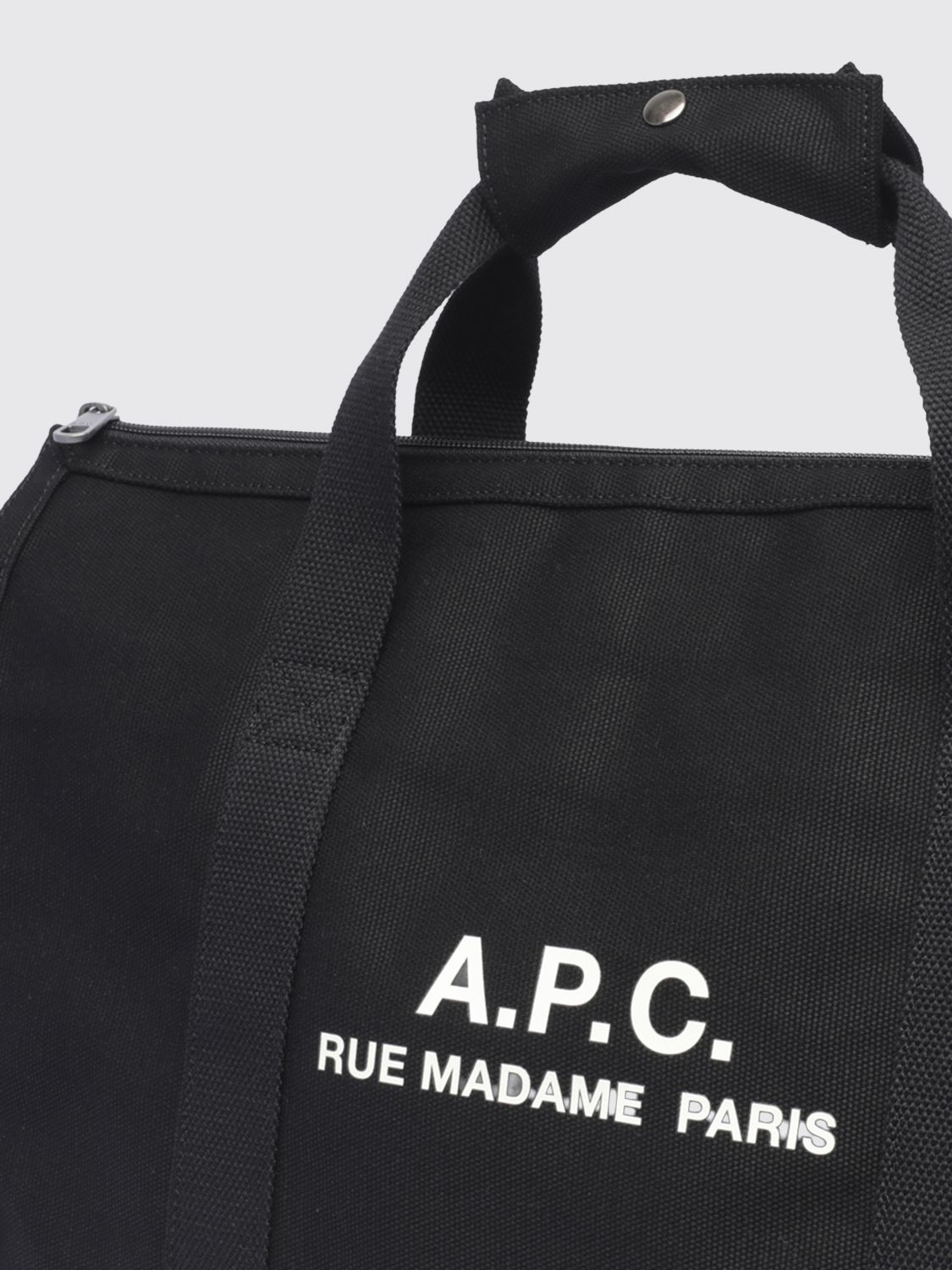 [A.P.C.] Duffle Bag FW26 CODBMH62230 LZZ