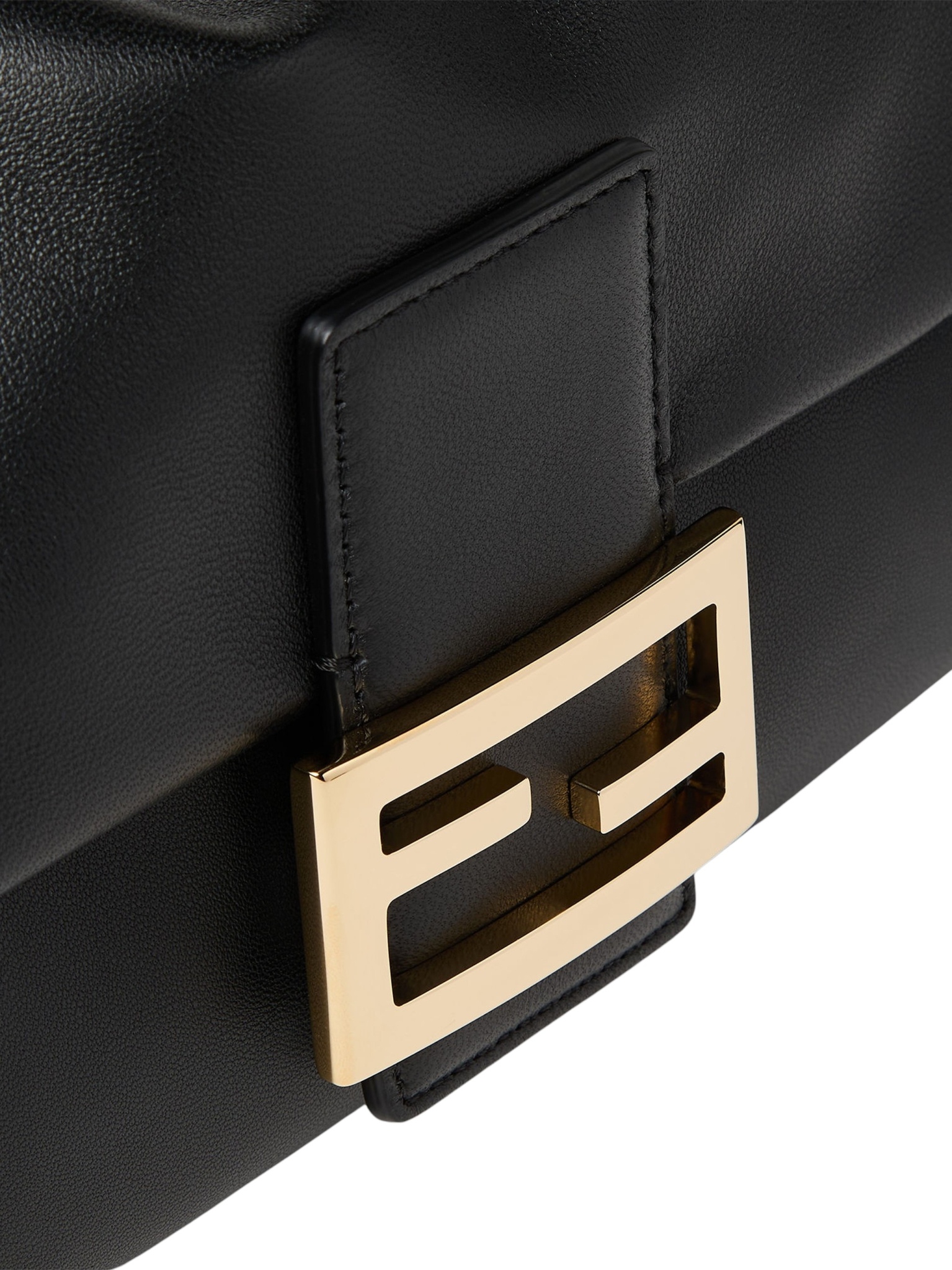 [Fendi] Shoulder bag FW26 8BR856 B1ZK