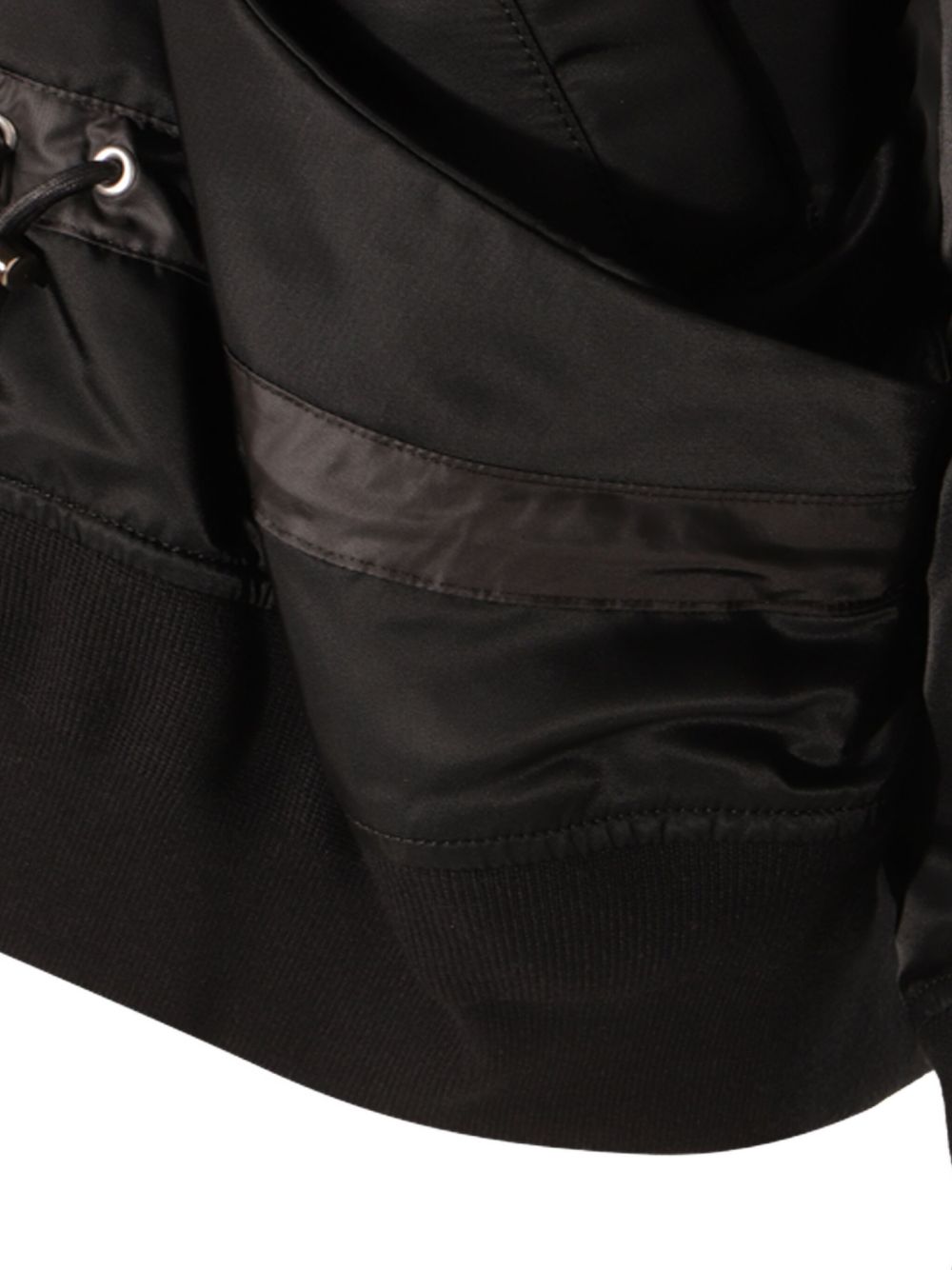 SACAI 25-07992 001