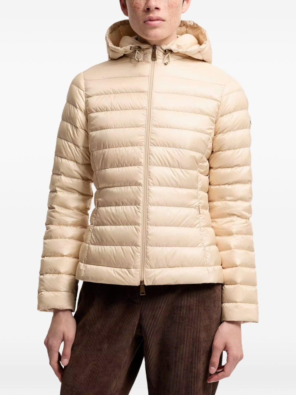 [Moncler] Down jacket FW26 L20931A00092597YG21N