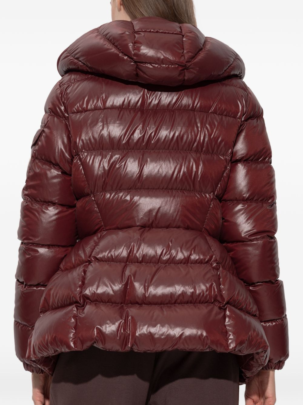 [Moncler] Down jacket FW26 L20931A00143597Z8464
