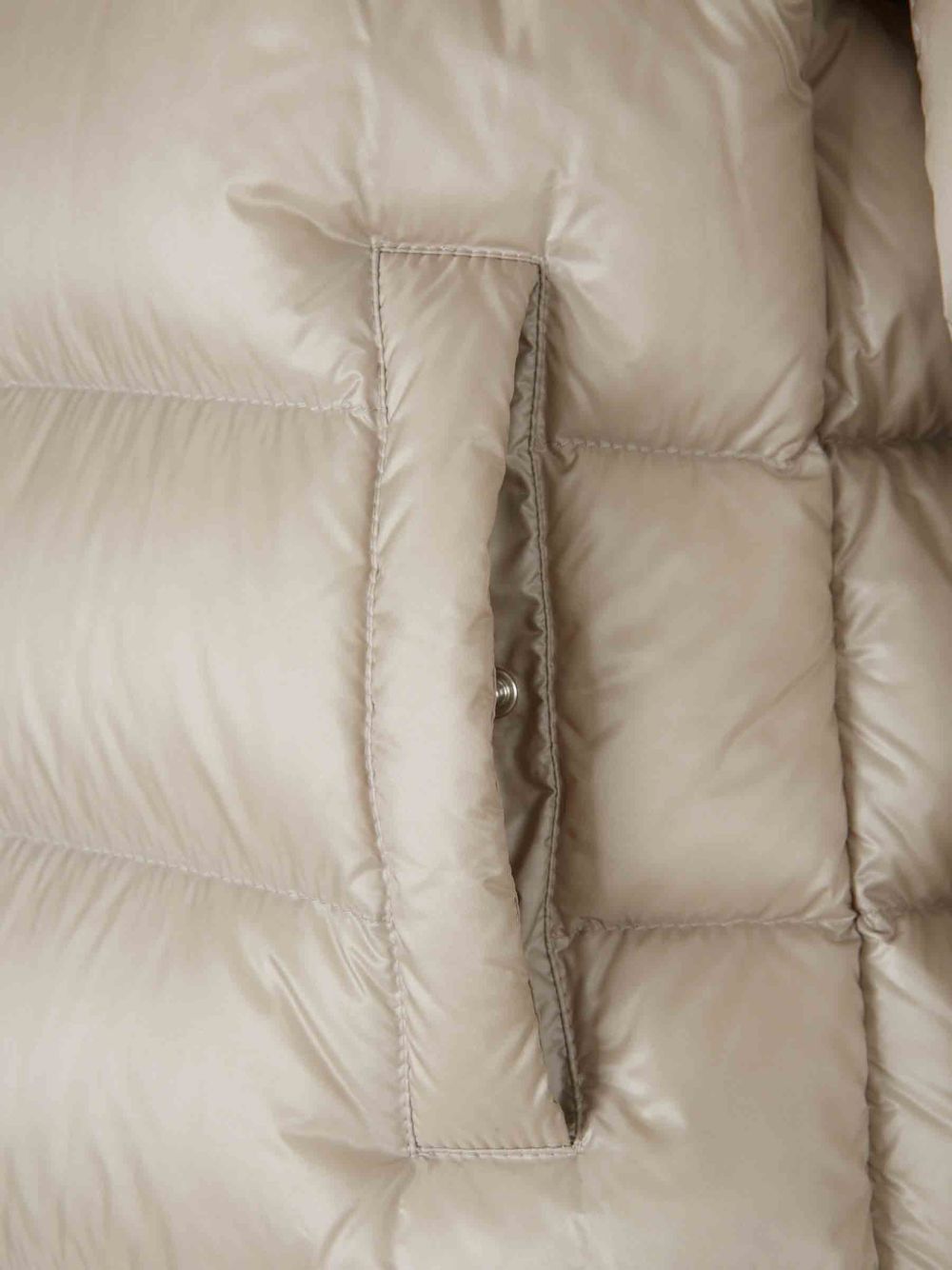 MONCLER L20931C00011 597YG268