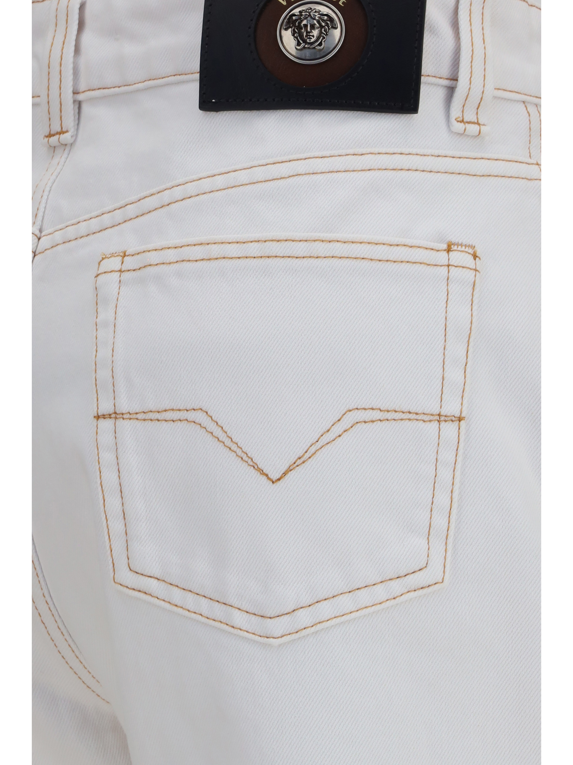 High-waisted Jeans