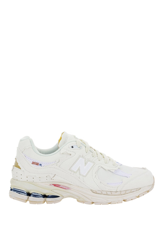 2002R Sneakers