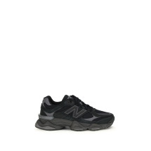 9060 Sneakers