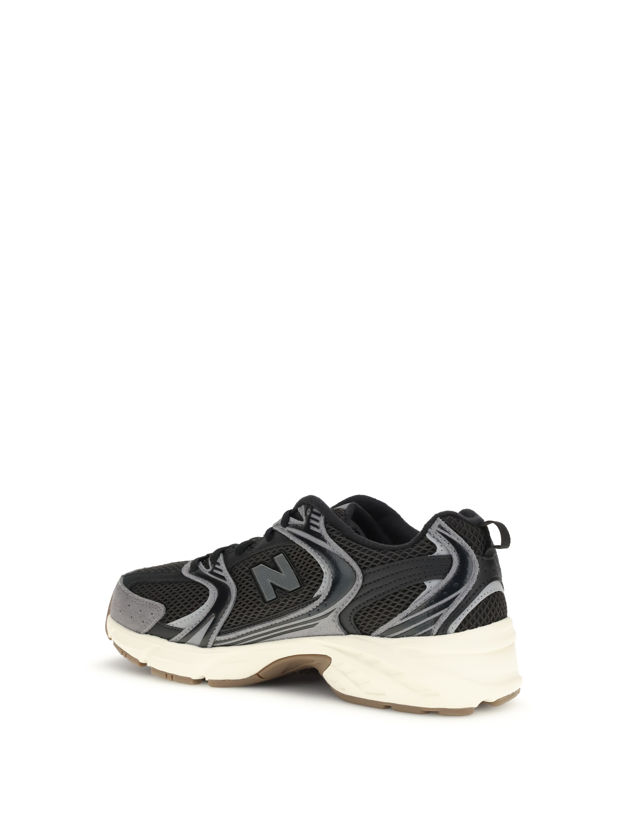 530 Sneakers
