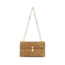 Symmetry chain Pouch