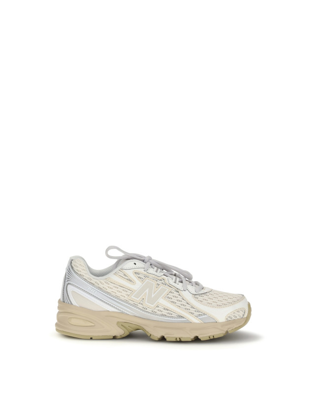 740 Sneakers