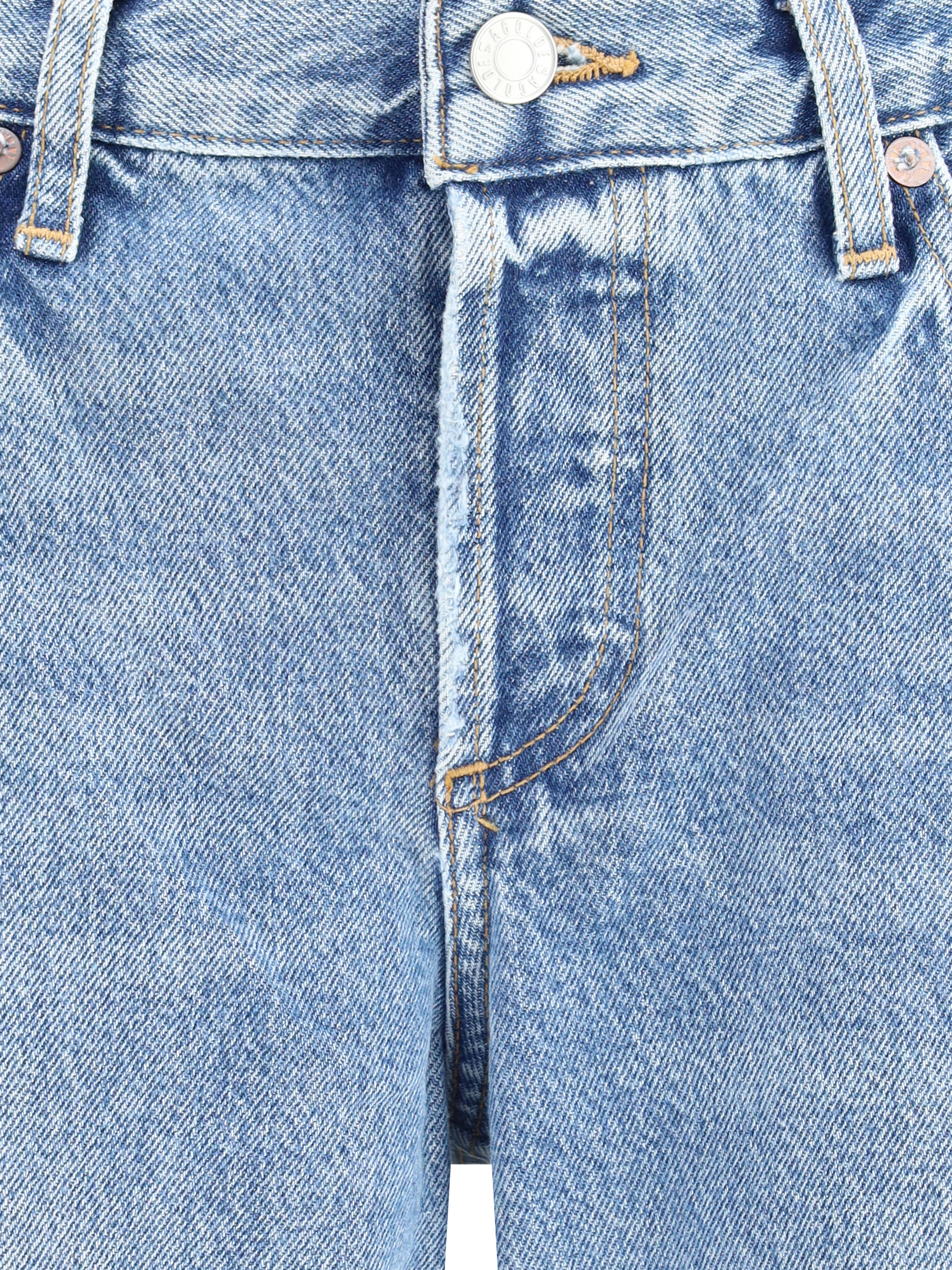 Straight Jeans