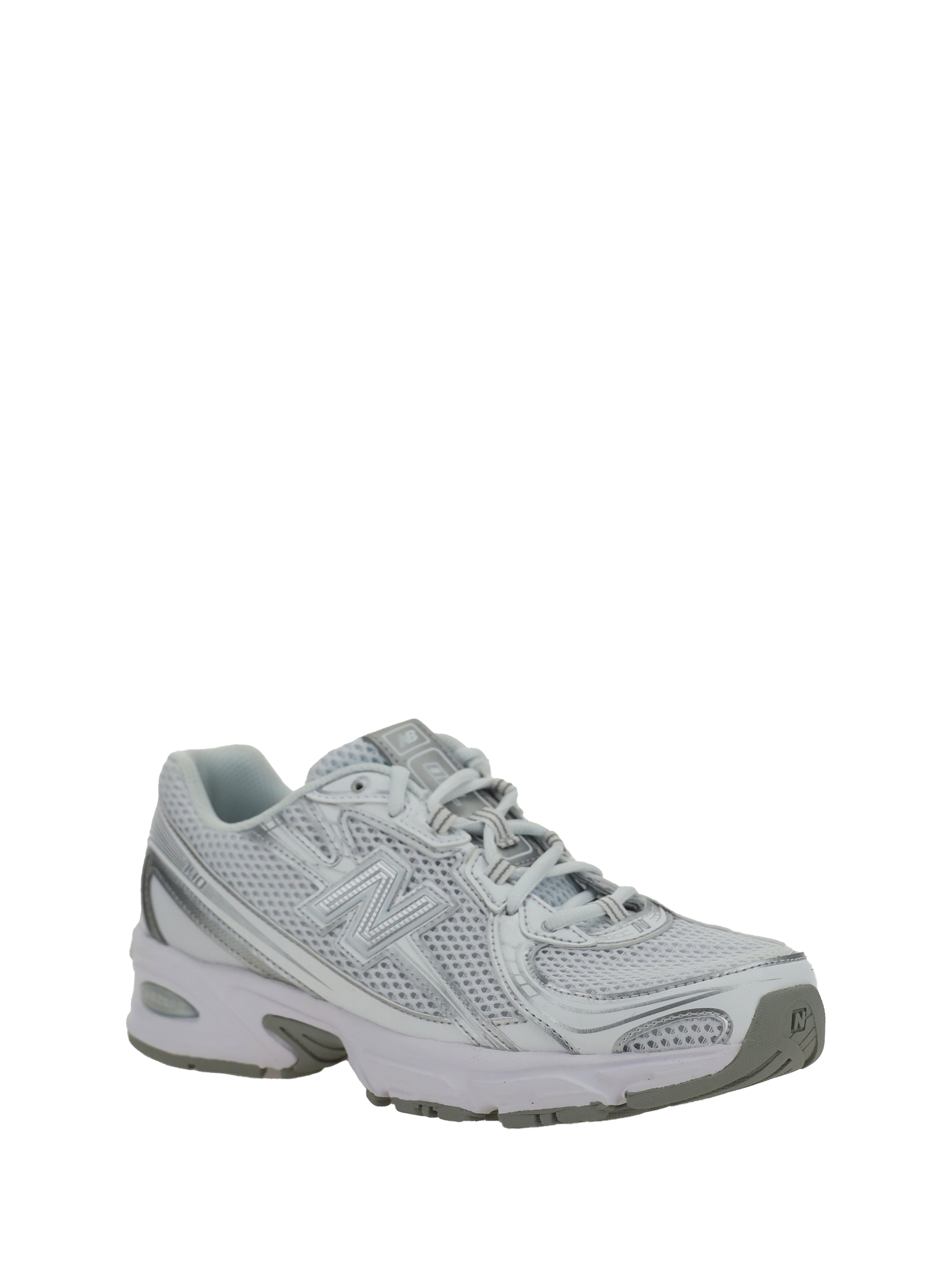 740 Sneakers