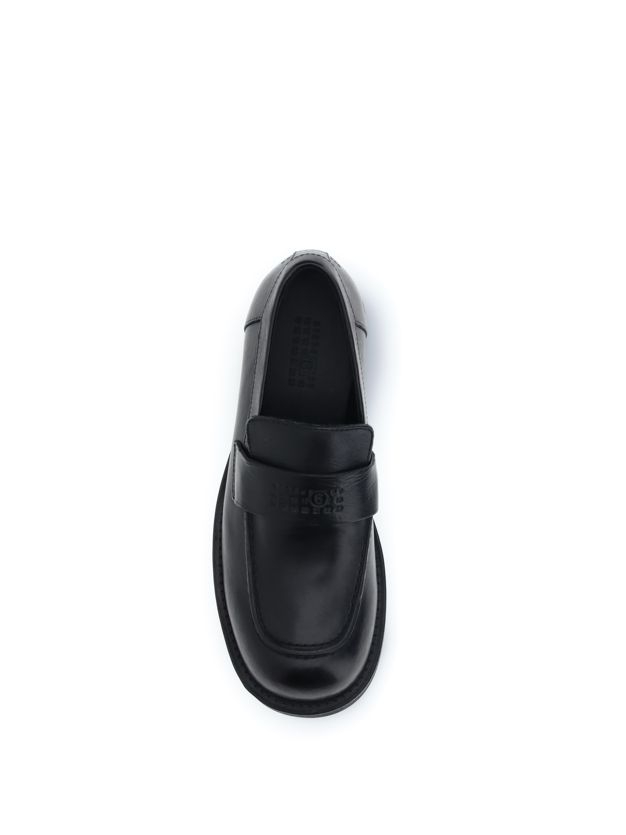 Loafers with visible topstitching