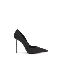 Amelia Pumps