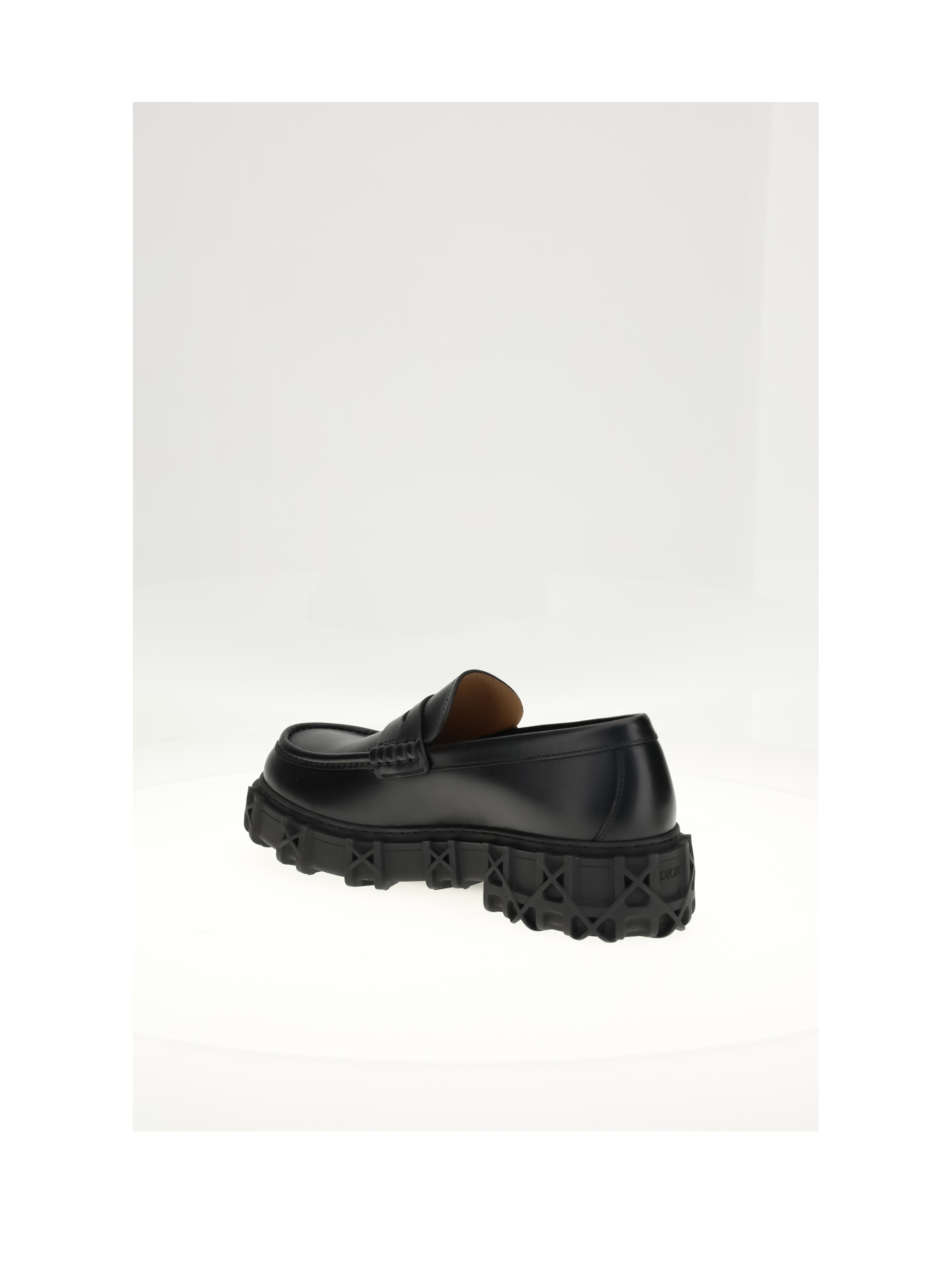 LOAFER