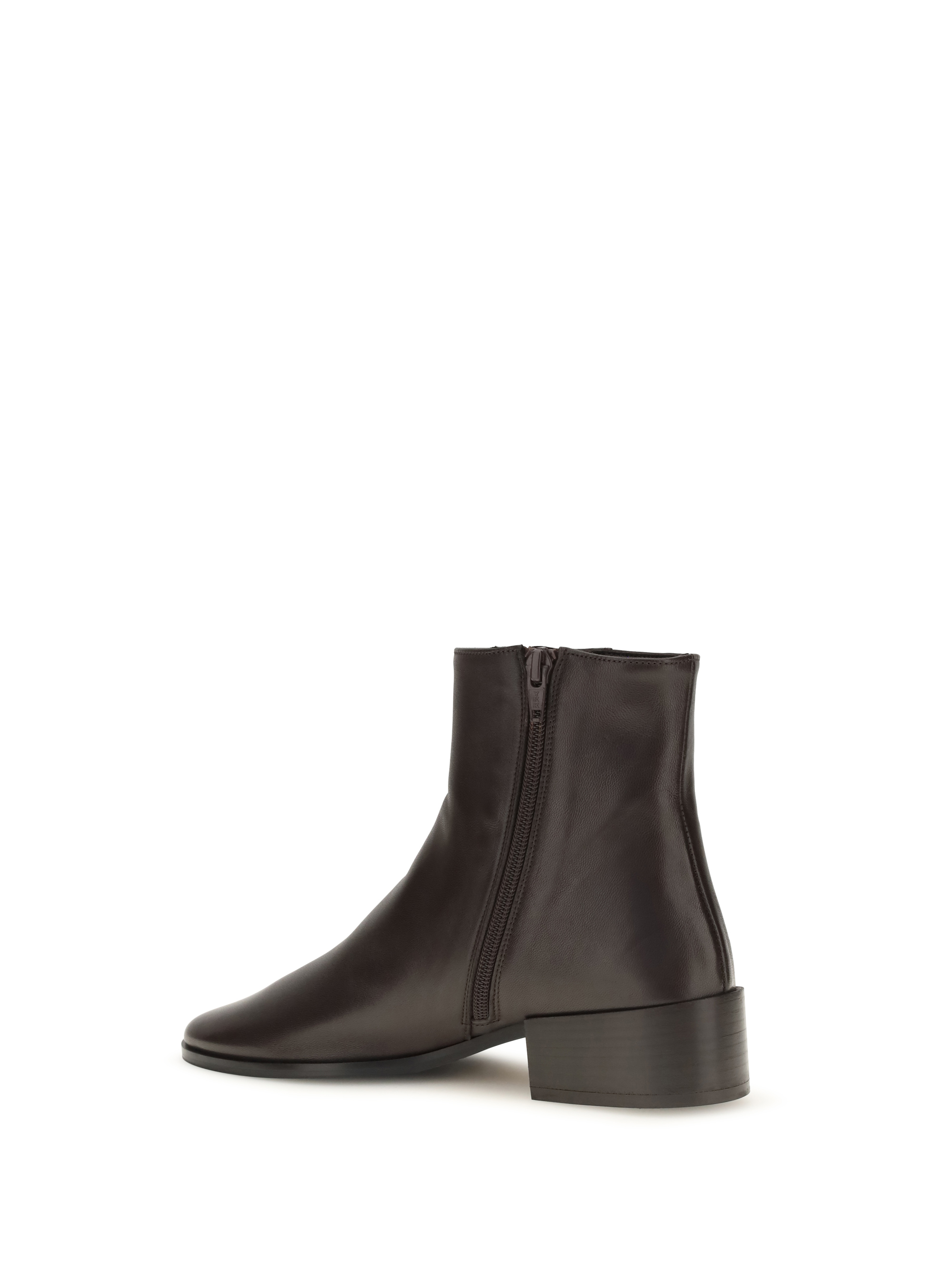 Riv02-river Boot