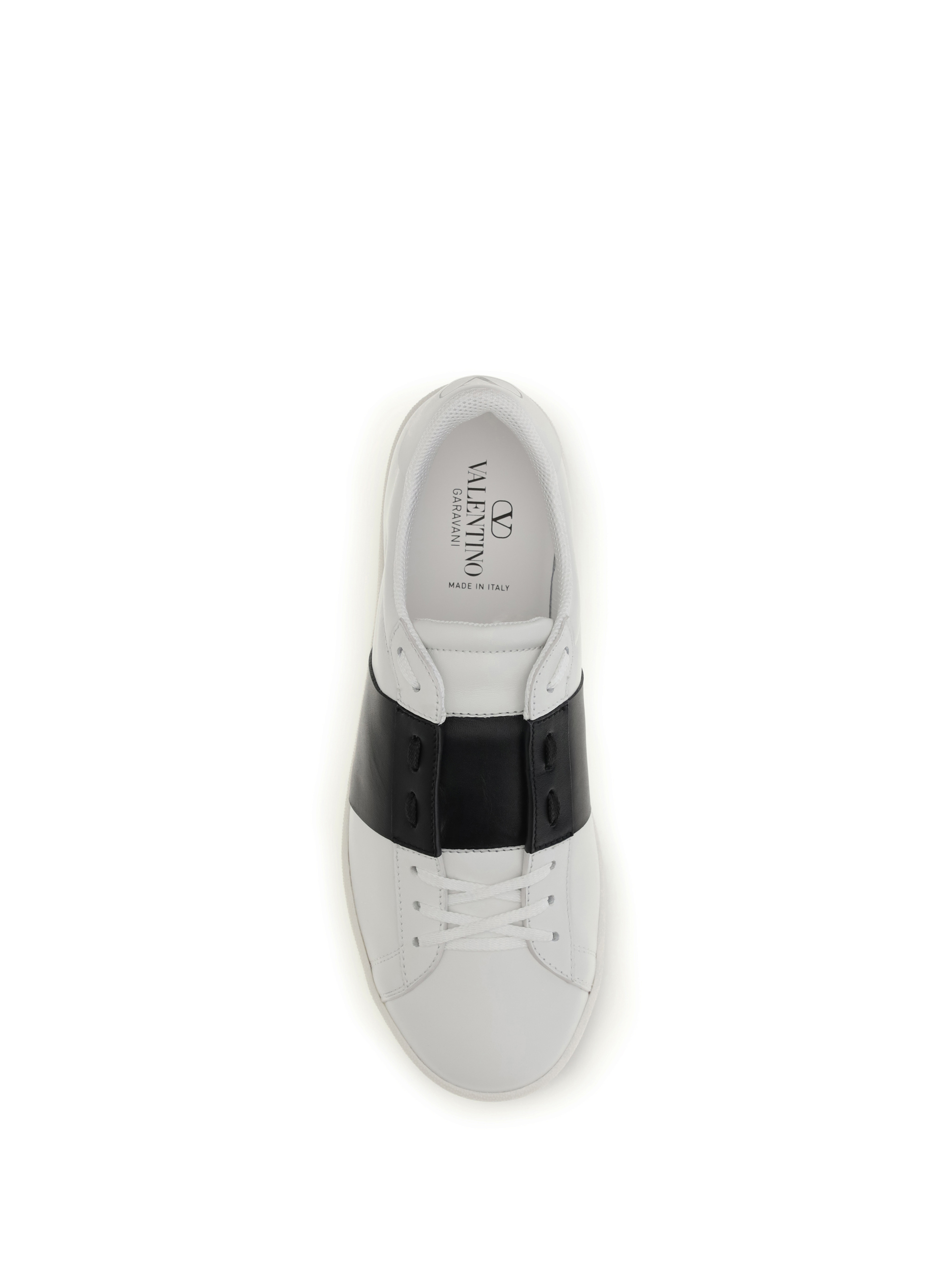 Open Sneakers