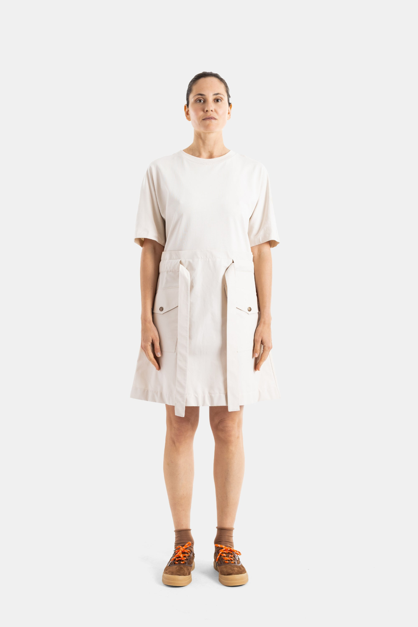[Moncler] Short sleeve dress SS26 L1093 8I00011 - 89AUG