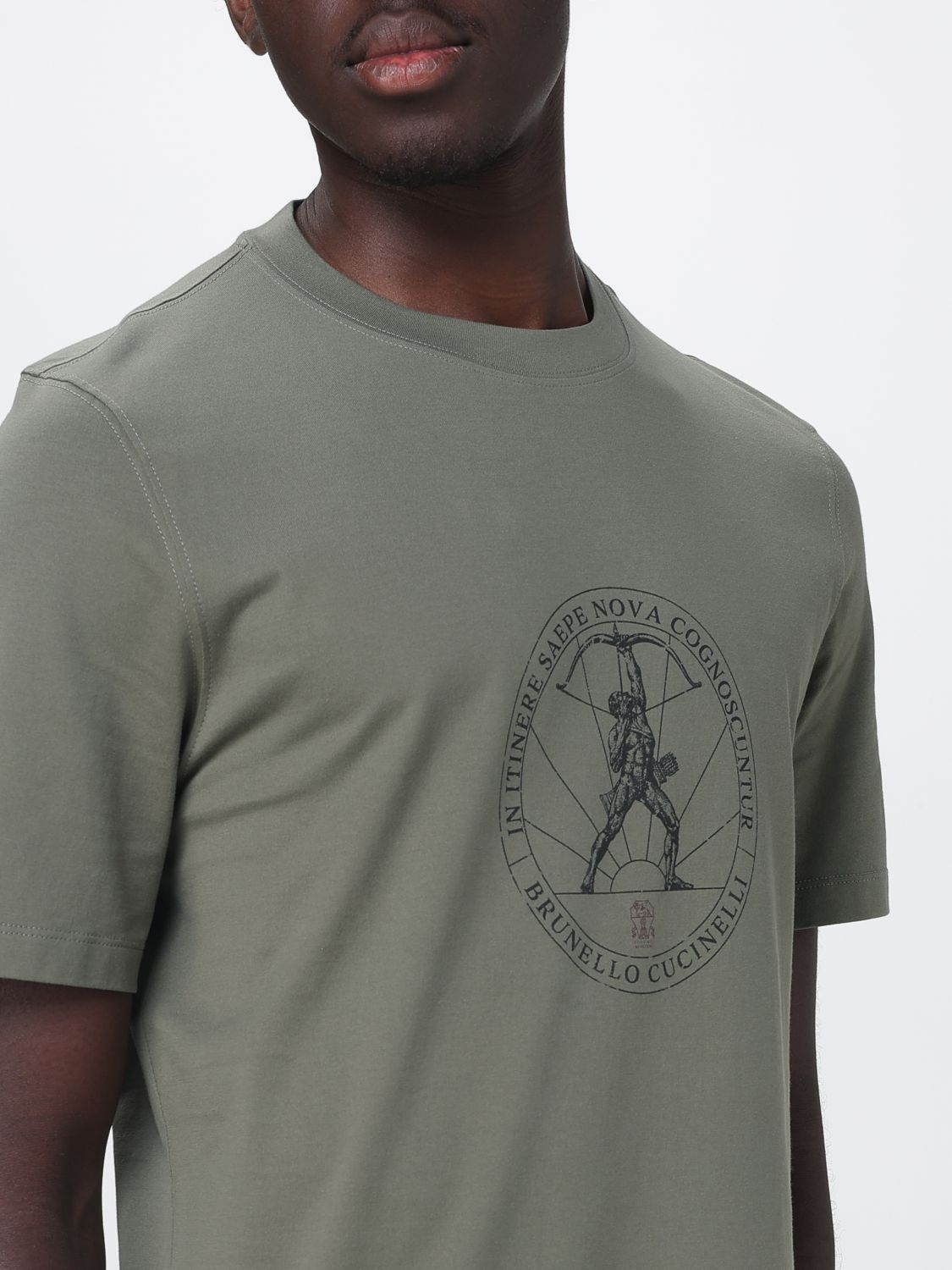 [Brunello Cucinelli] T-shirts Short Sleeve FW26 M0B138519 C9759