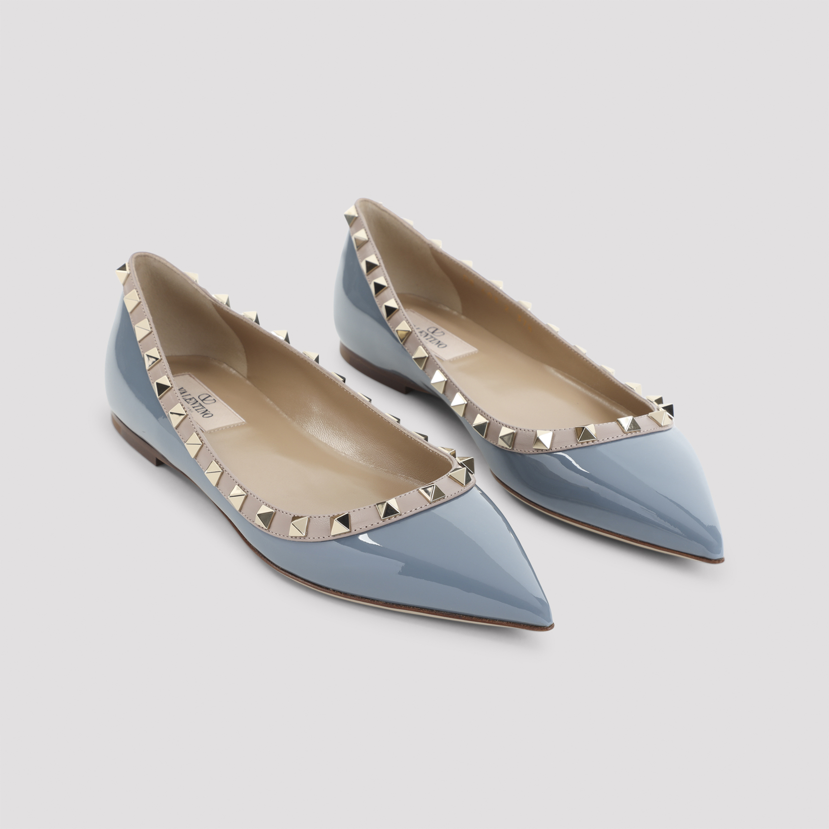 [Valentino Garavani] Flat shoes FW26 8W2S0403VNW