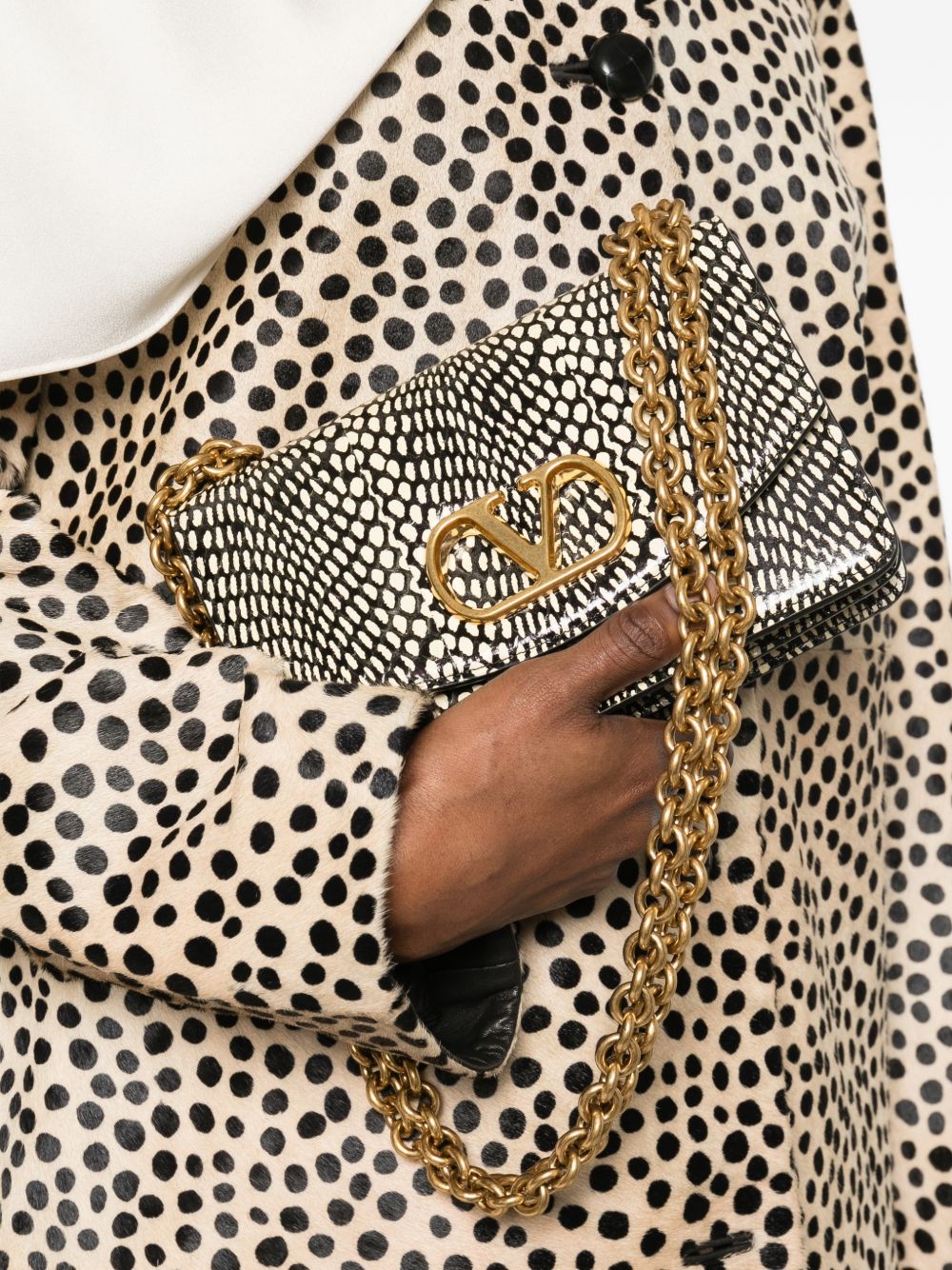 [Valentino Garavani] Shoulder bag SS26 WB0R17AMQA81