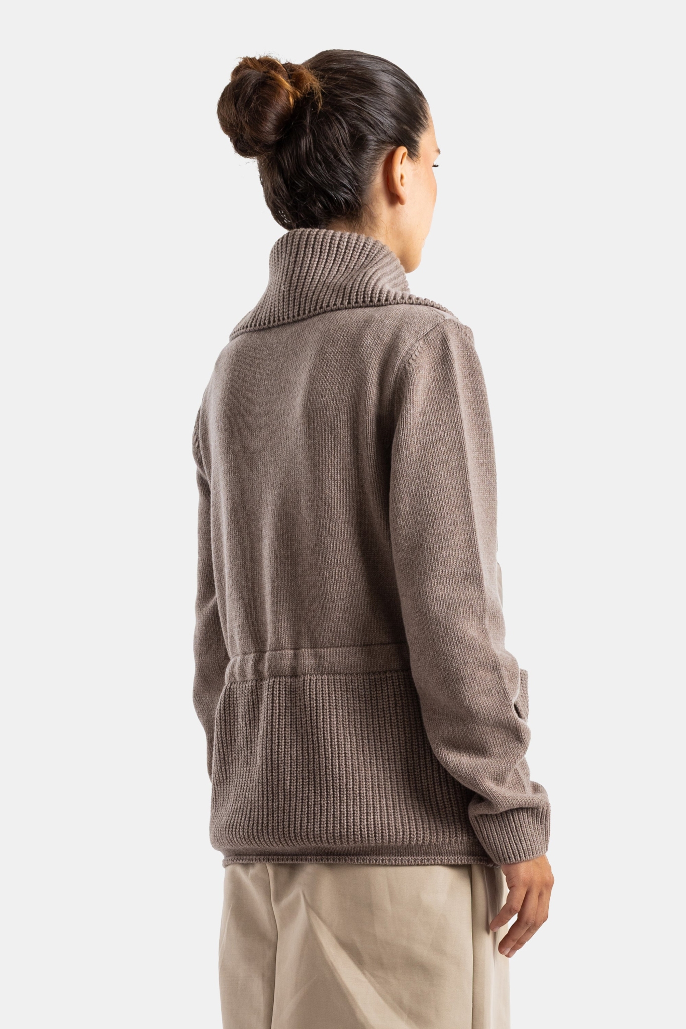 [Moncler] Cardigan FW26 L2093 9B00017 - M4281