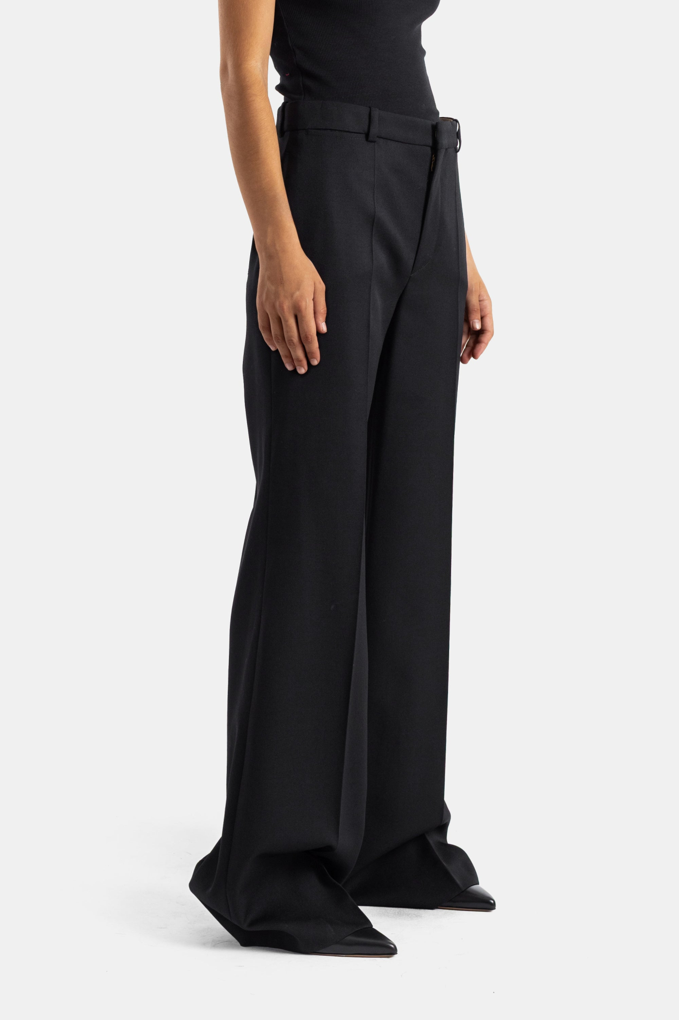 [Chloe] Trousers FW26 CH26APA36067