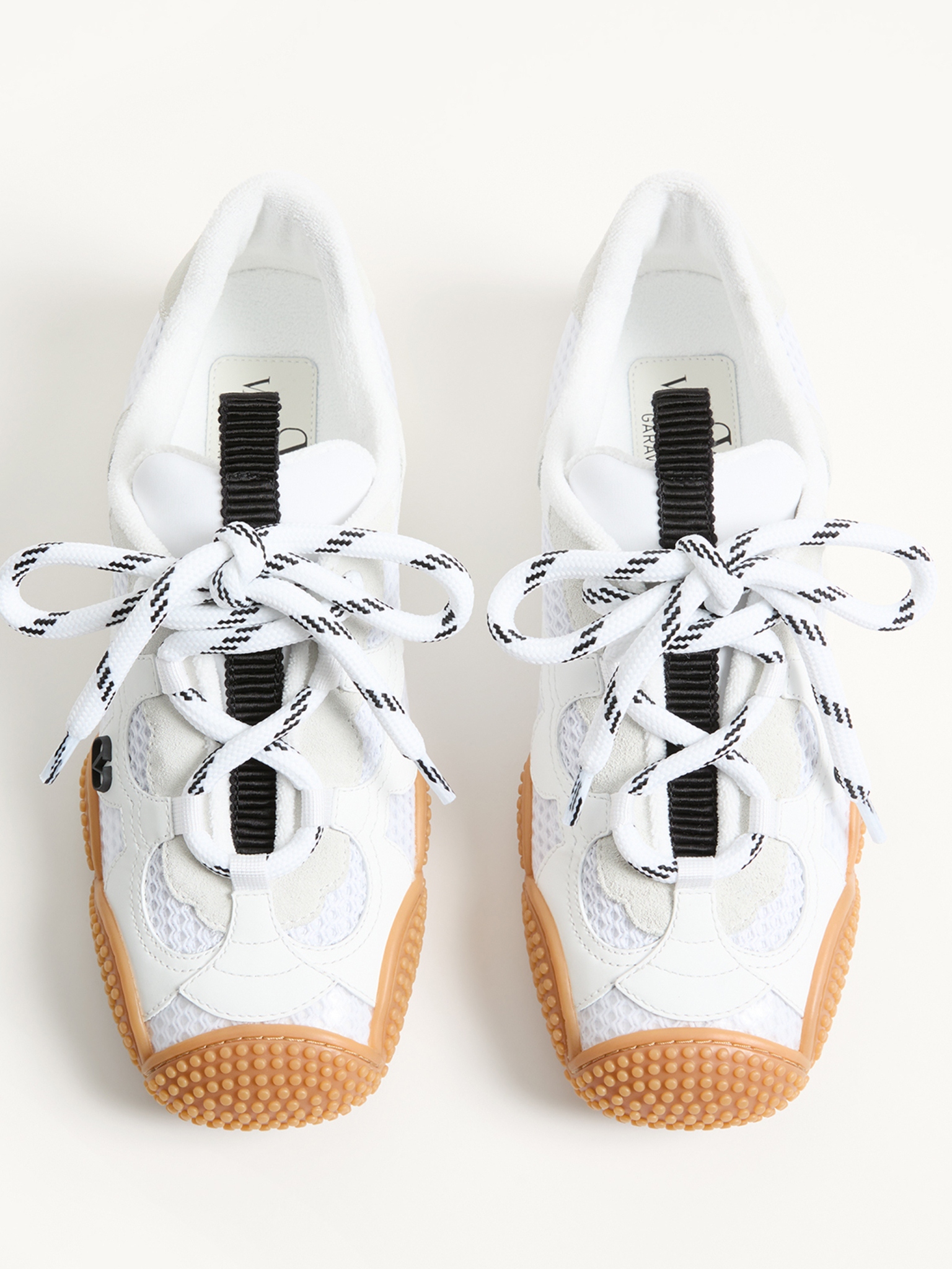 [Valentino Garavani] Sneakers SS26 8W2S0NB8SDV9NX
