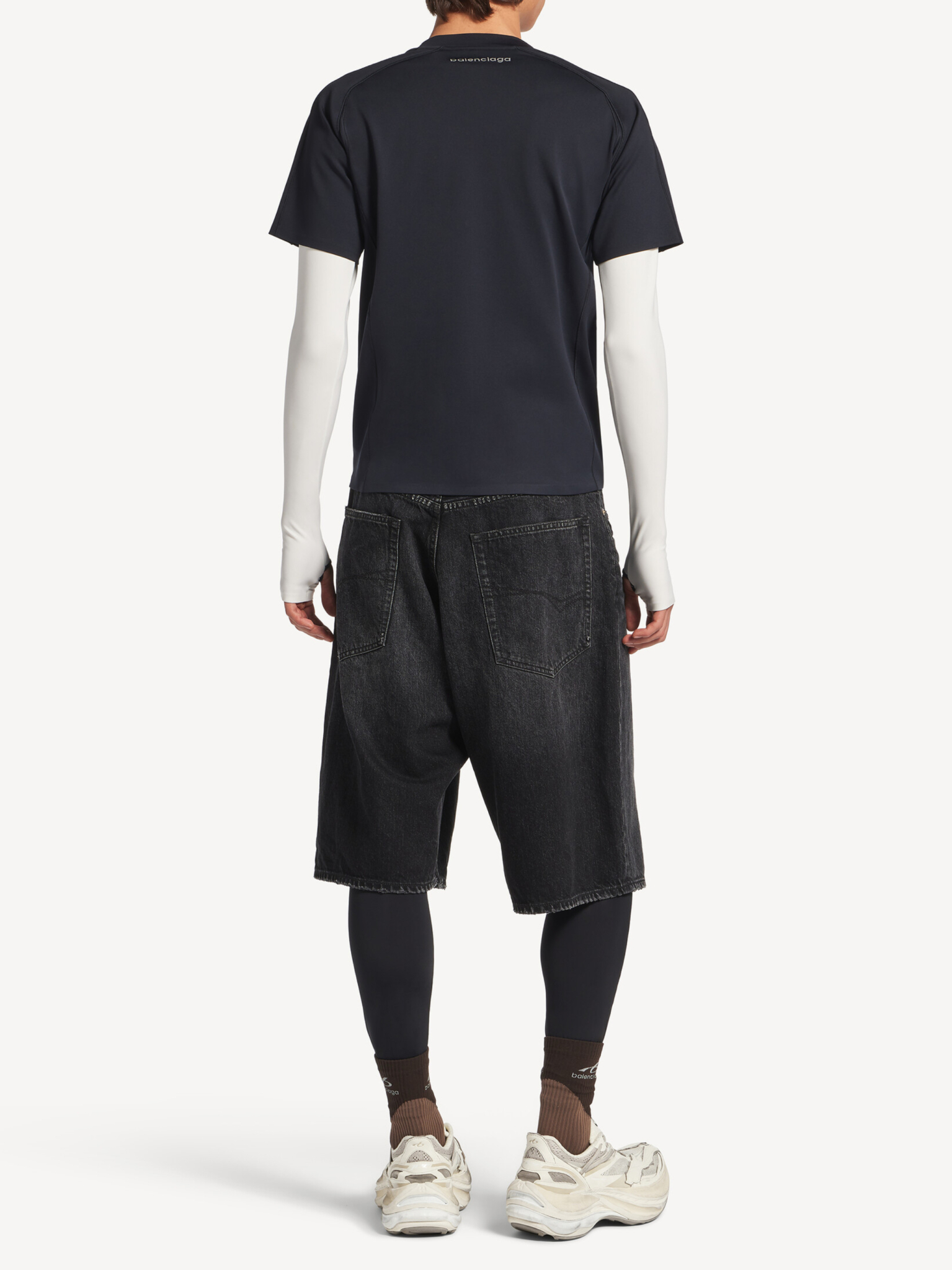 [Balenciaga] T-shirts FW26 A000NQ TUVN7
