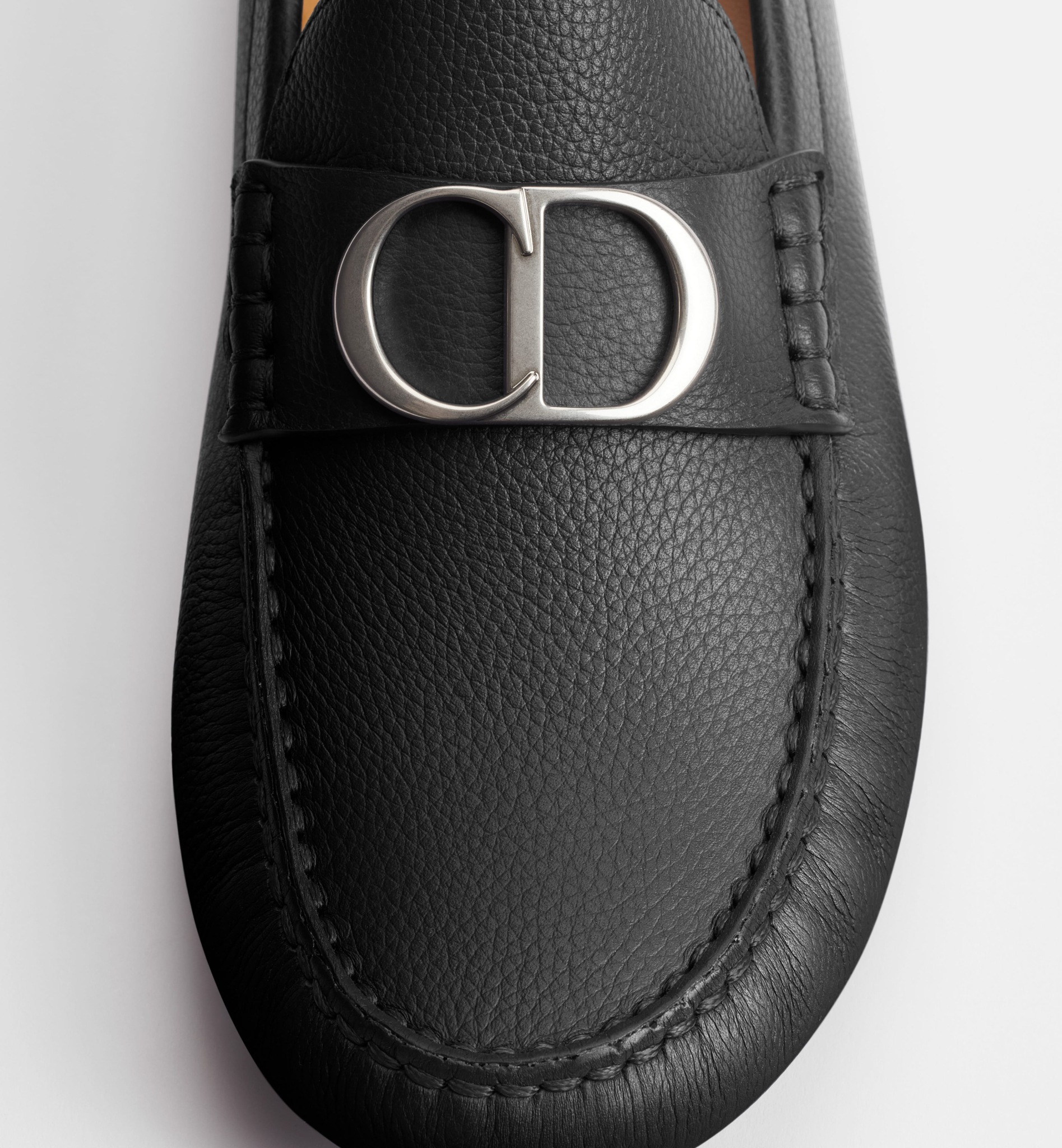 [Christian Dior] Loafer FW26 3LO192YJK