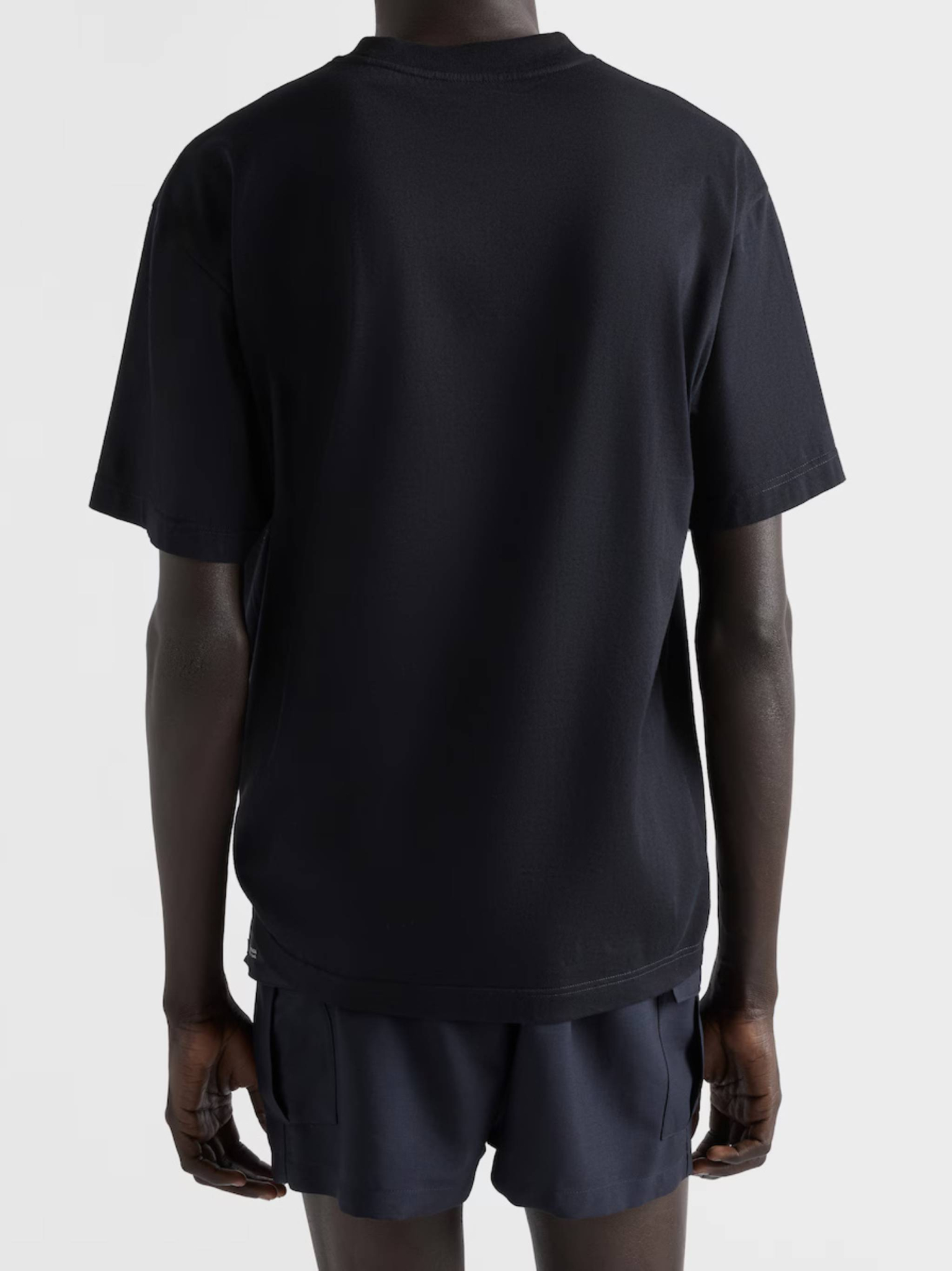 [Prada] T-shirts Short Sleeve FW26 UJN999 196F