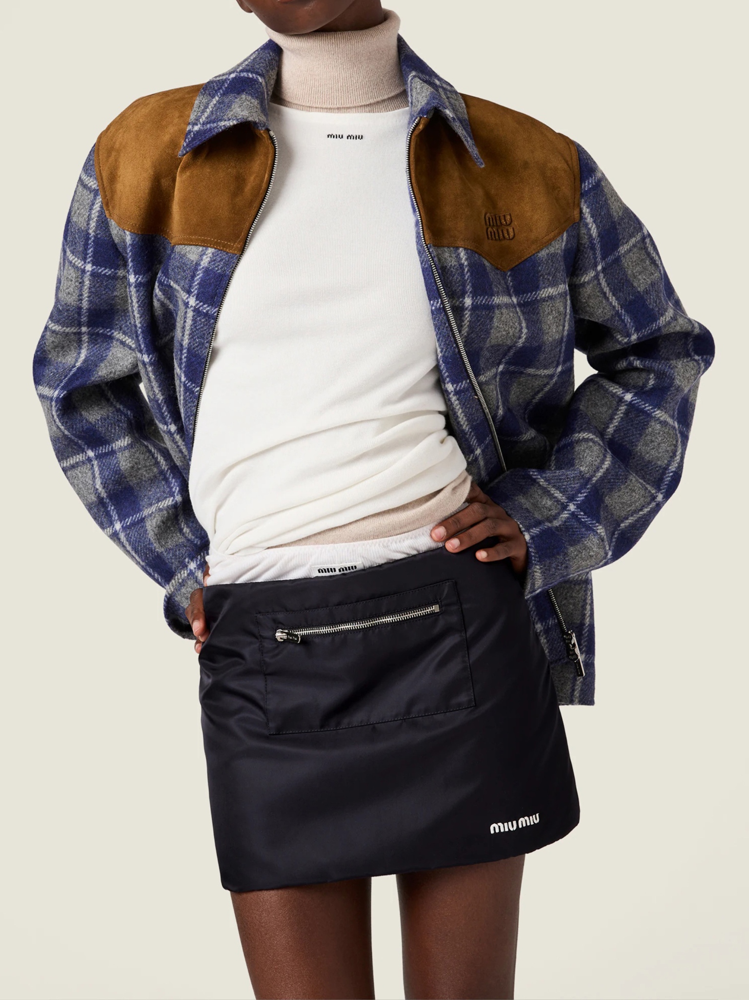 [Miu Miu] Mini skirt FW26 MG2583 181A