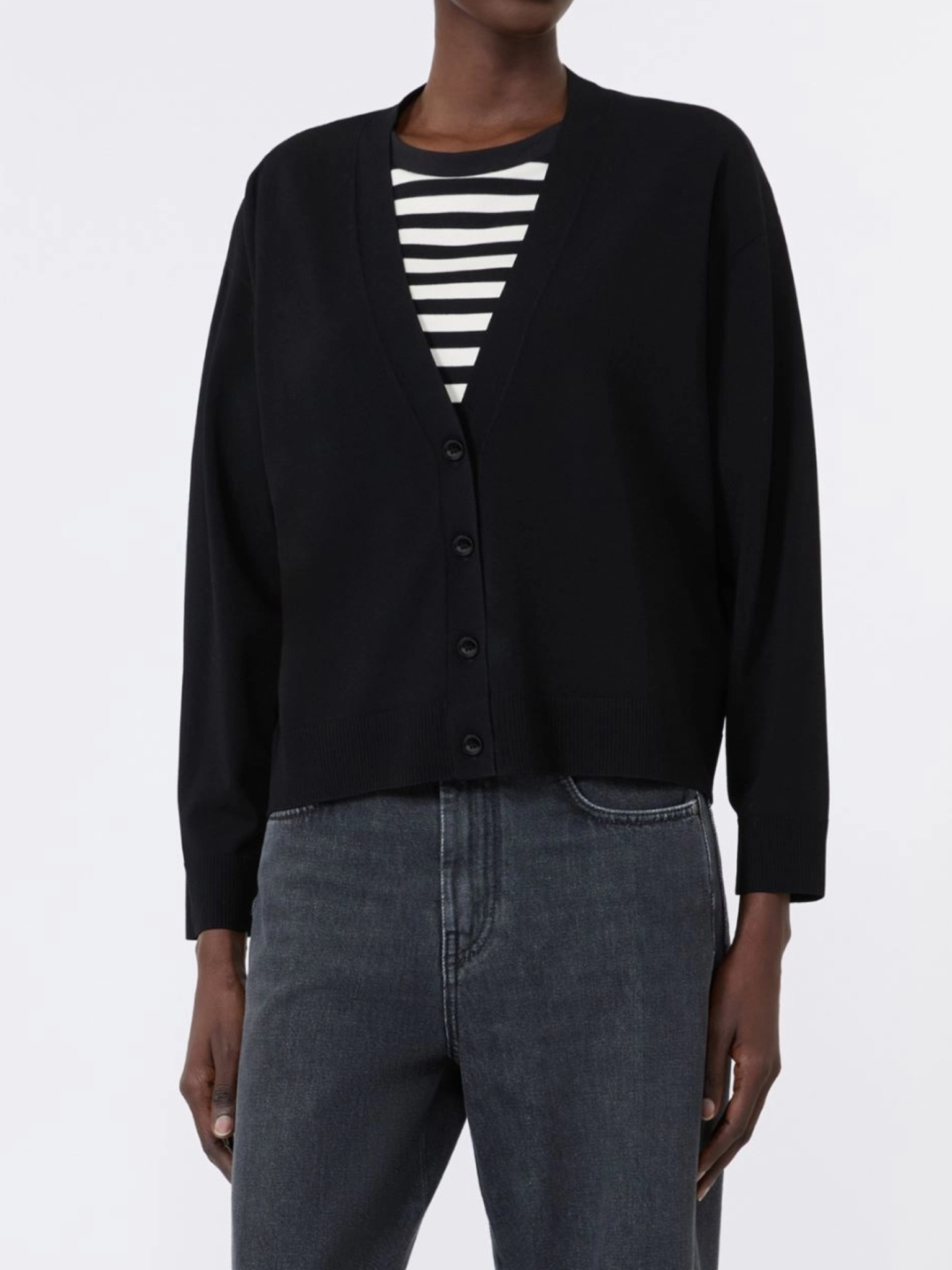 [WEEKEND] Cardigan FW26 2625346021600
