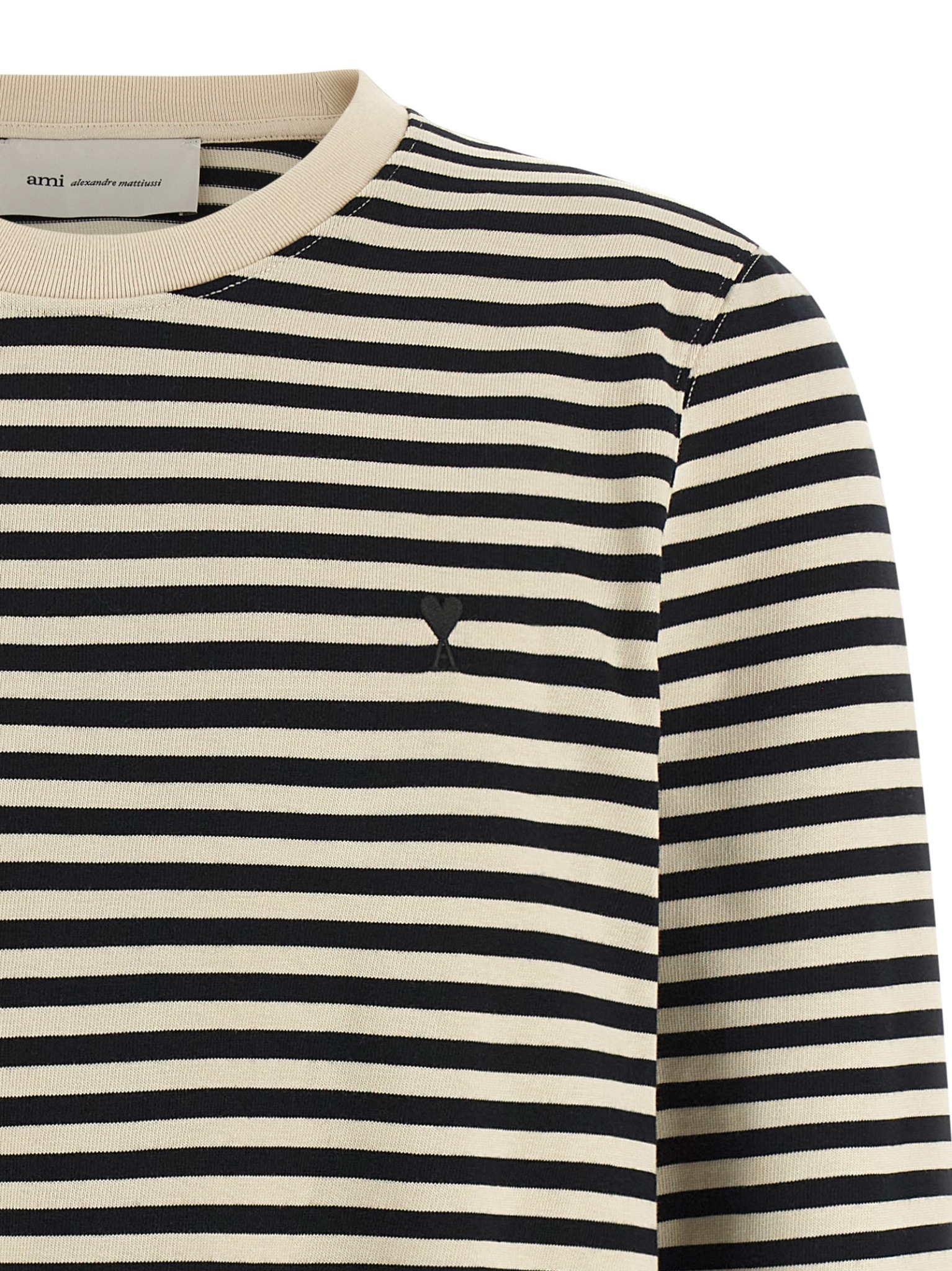 [Ami Paris] T-shirts Long Sleeve FW26 UTS414JE0241044