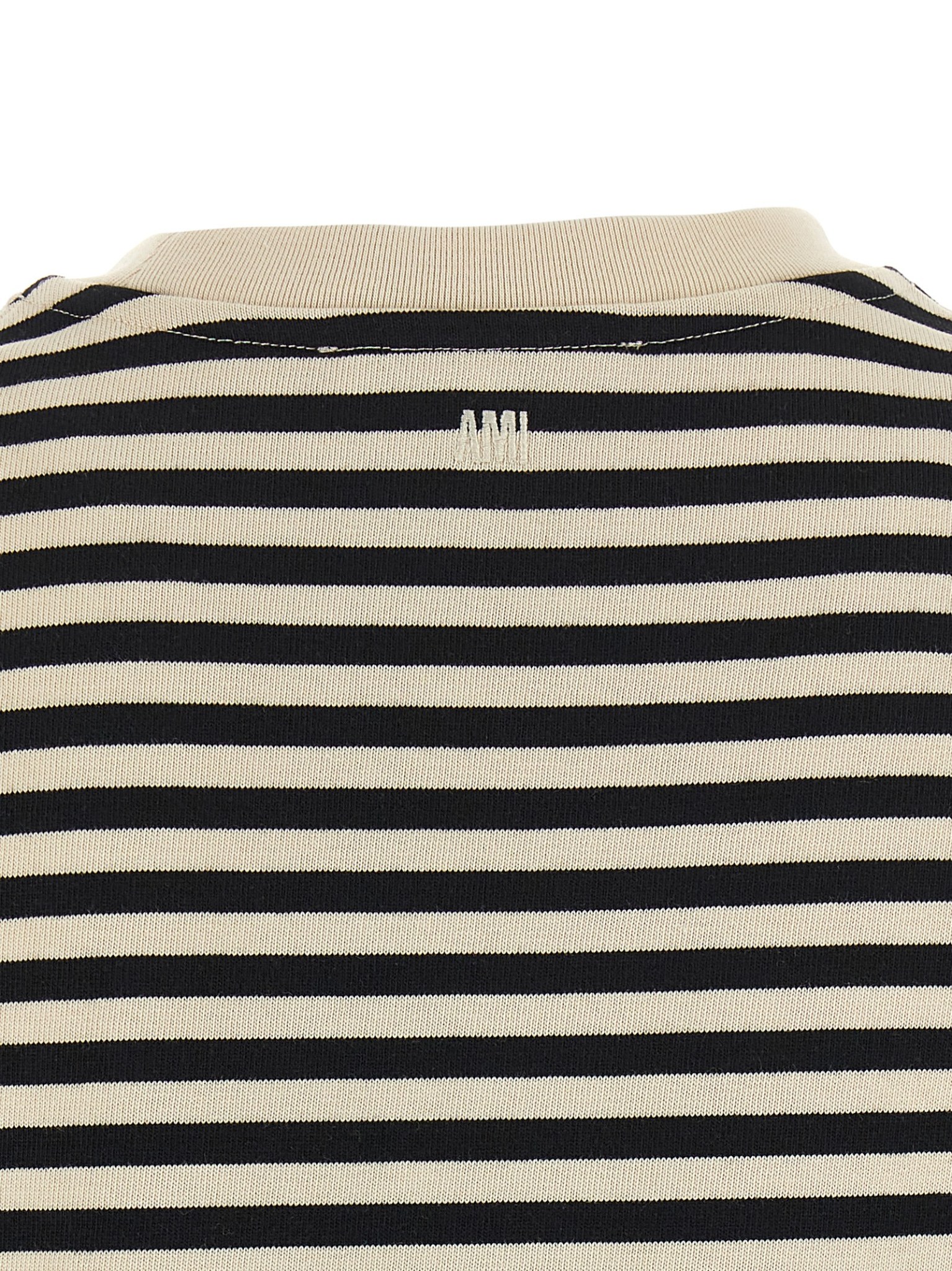 [Ami Paris] T-shirts Long Sleeve FW26 UTS414JE0241044