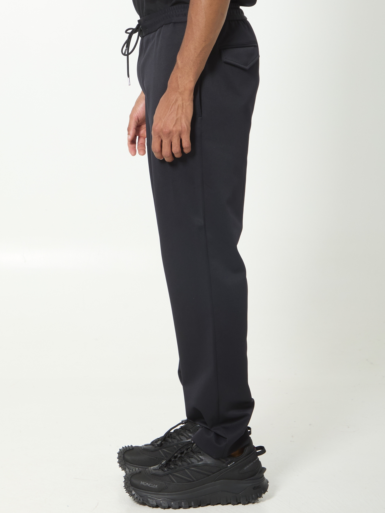 [Moncler] Pants FW26 L20912A00033_89ALO_999
