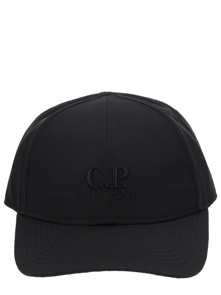[C.P. Company] Cap SS26 RCCMAC749A_110545A999