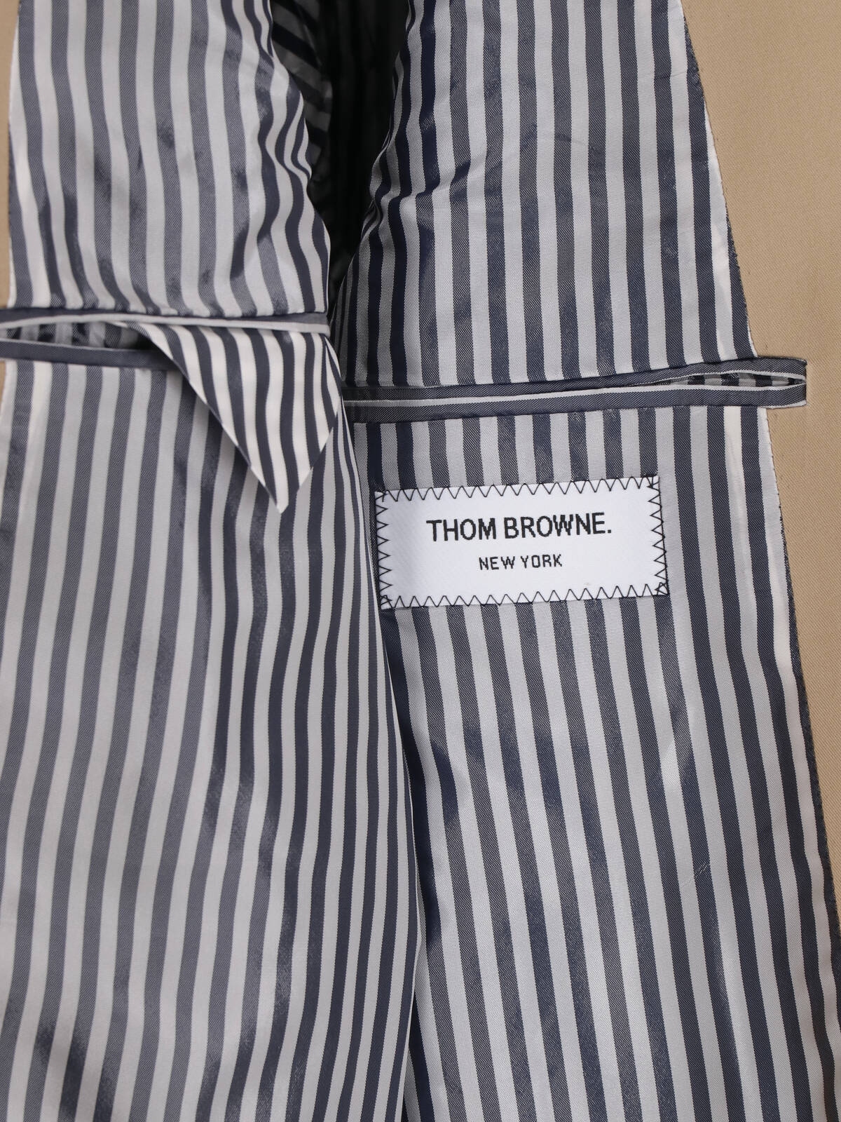 [Thom Browne] Trench Coat FW26 MOC001A 00249250