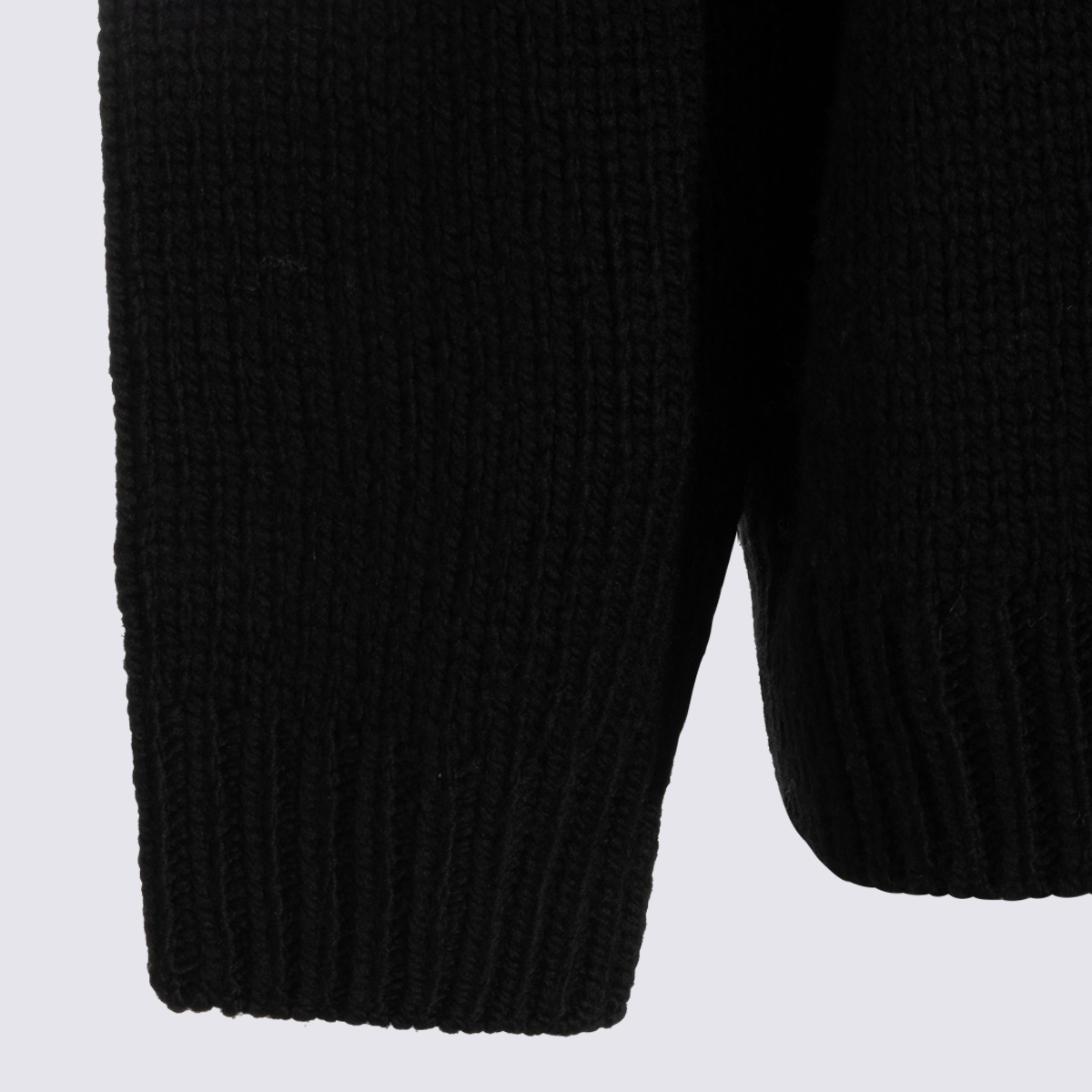 [Off-White] Knitwear FW26 OMHE212F26KNI002001