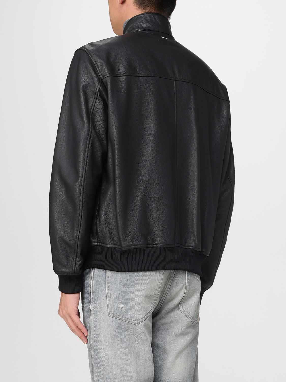 [BOSS] Leather Jacket FW25 50543899 001