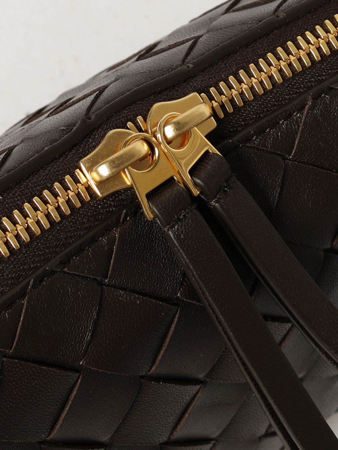 [Bottega Veneta] Cross body bag FW26 794258VCPP1 2132