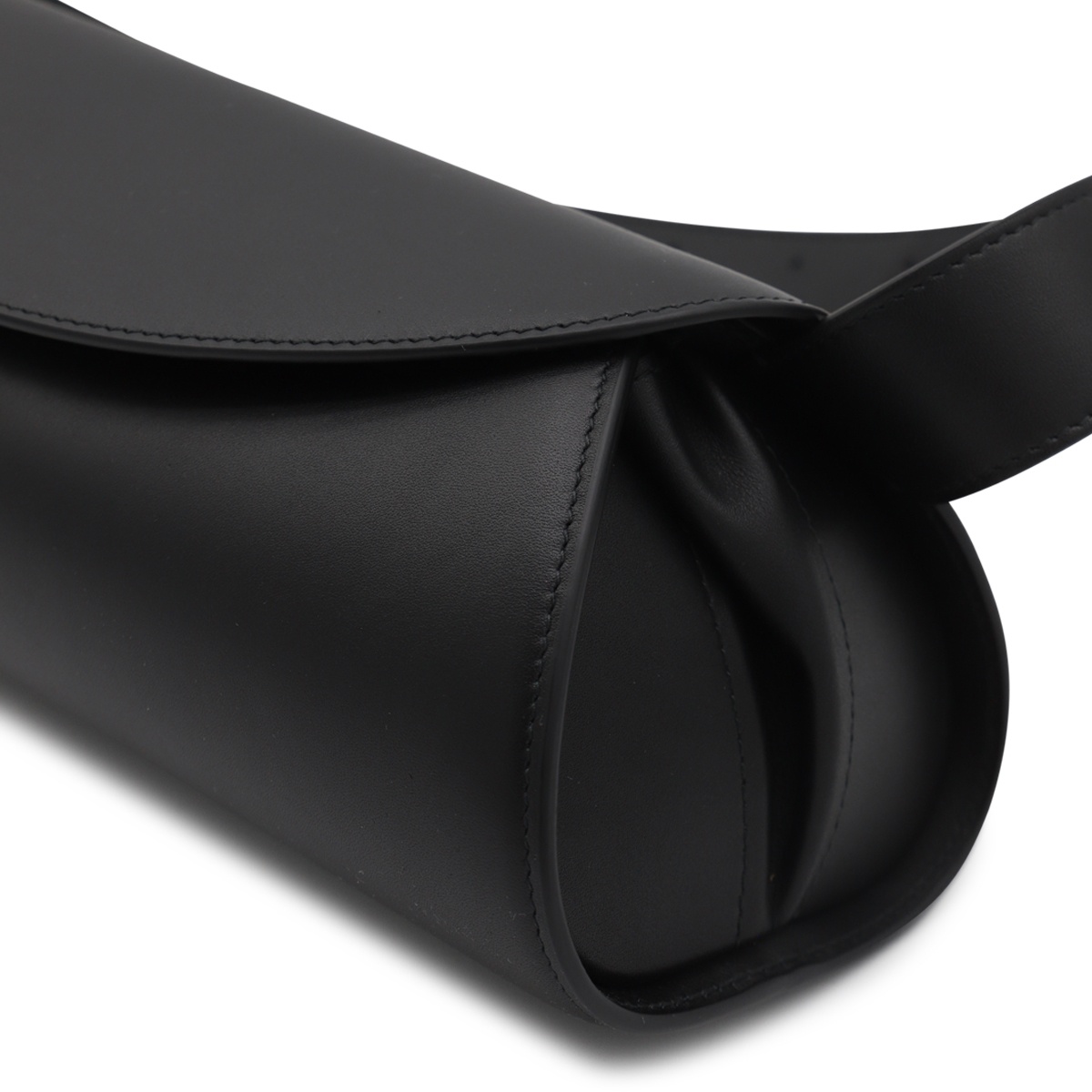[Jil Sander] Shoulder bag FW26 J25WD0010P5713001