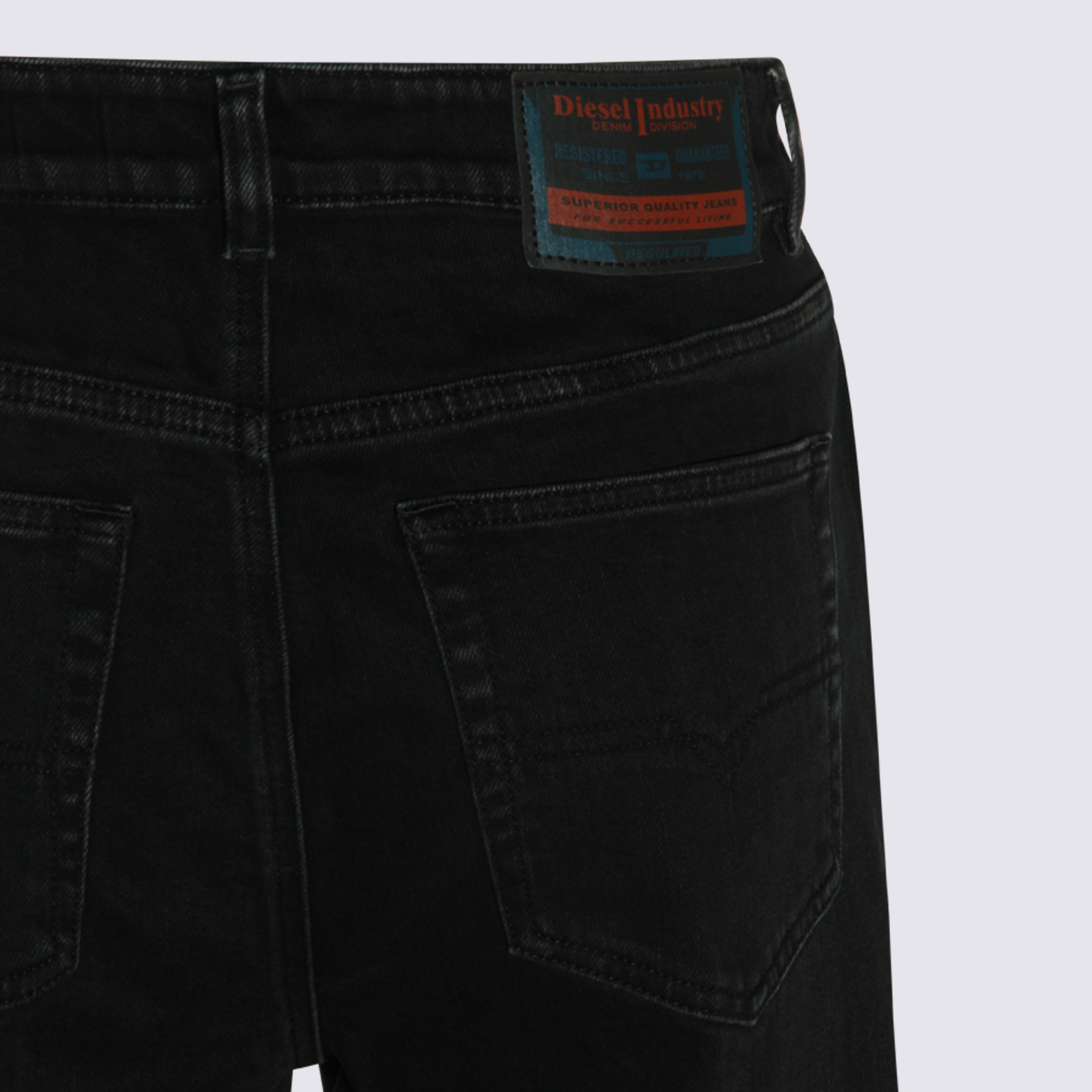 [Diesel] Trousers FW26 A2245909N8902