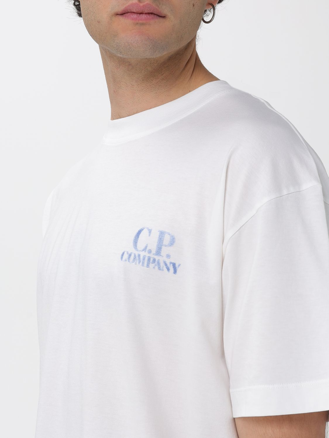 [C.P. Company] T-shirts Short Sleeve SS26 20CMTS143A110579W 103