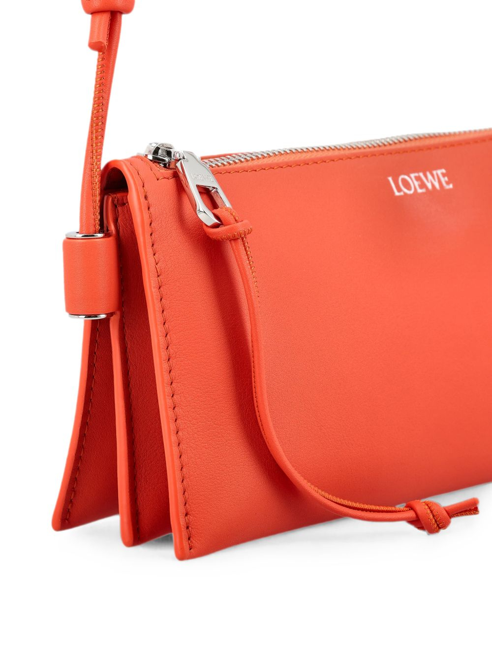 [Loewe] Clutch bag FW26 C630R10X035557