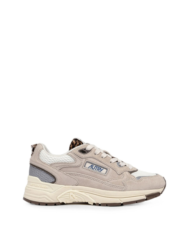 [AUTRY] Sneakers FW26 HYLW  WA01