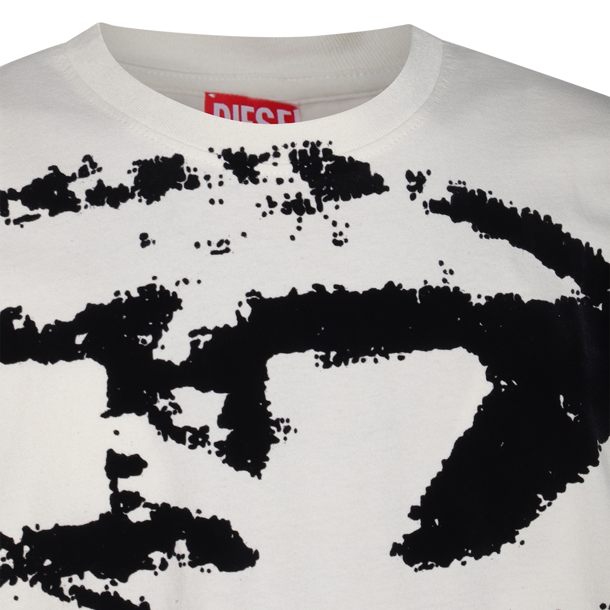 [Diesel] T-shirts Short Sleeve FW26 A130490DQAU141A