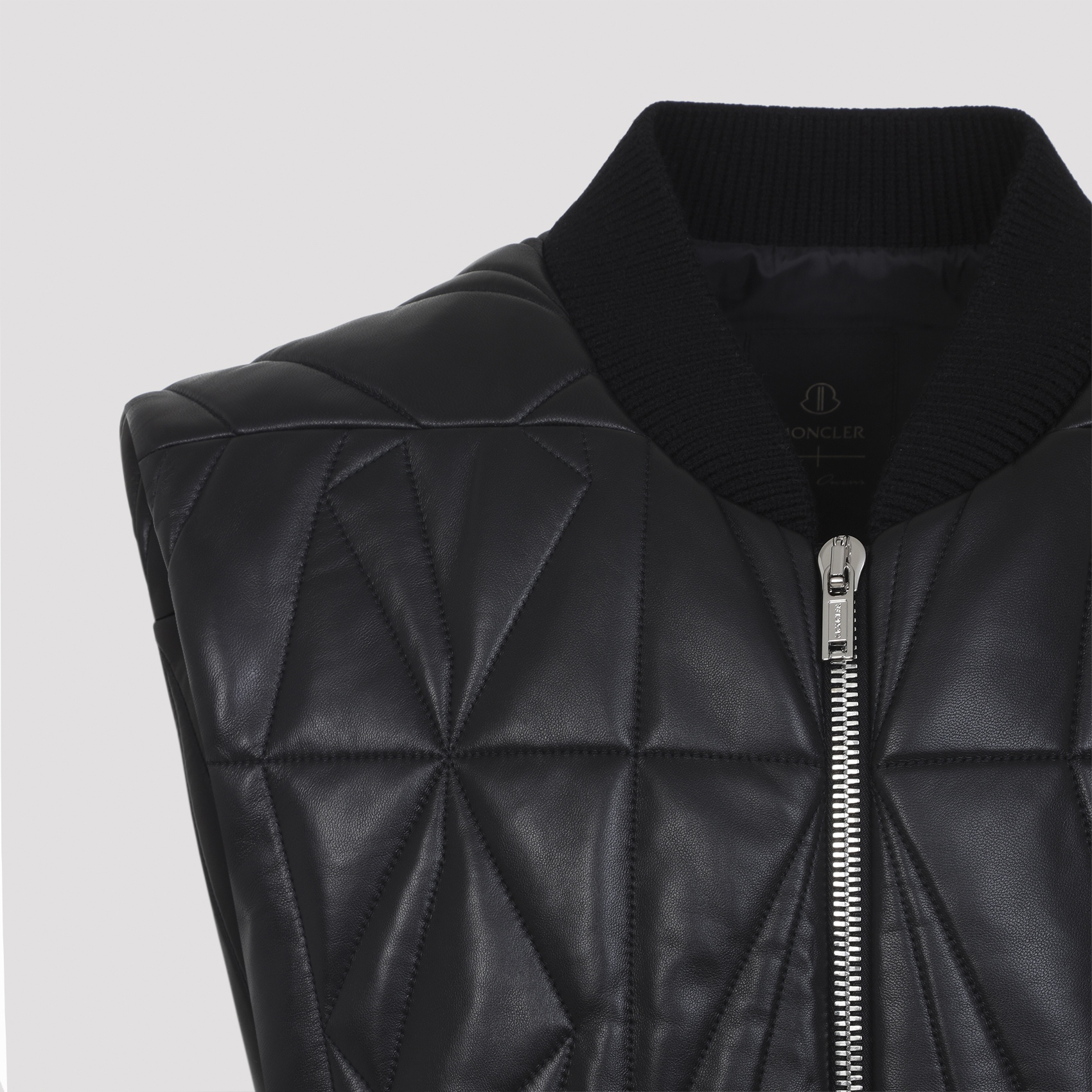 [Moncler X Rick Owens] Down Vest SS26 MU01F1A10.M8116