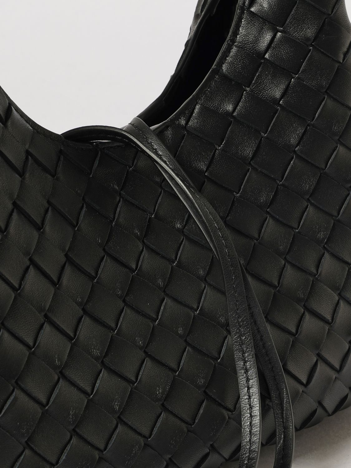 [Bottega Veneta] Shoulder bag FW26 854248V4SC0 1019